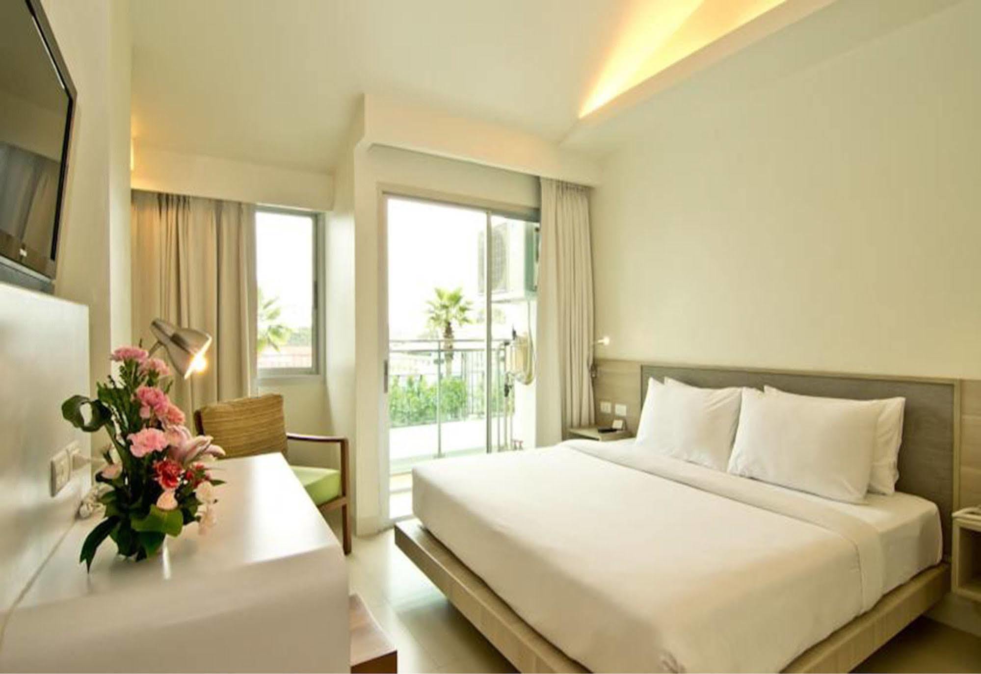 Hotel Sunshine & Residences