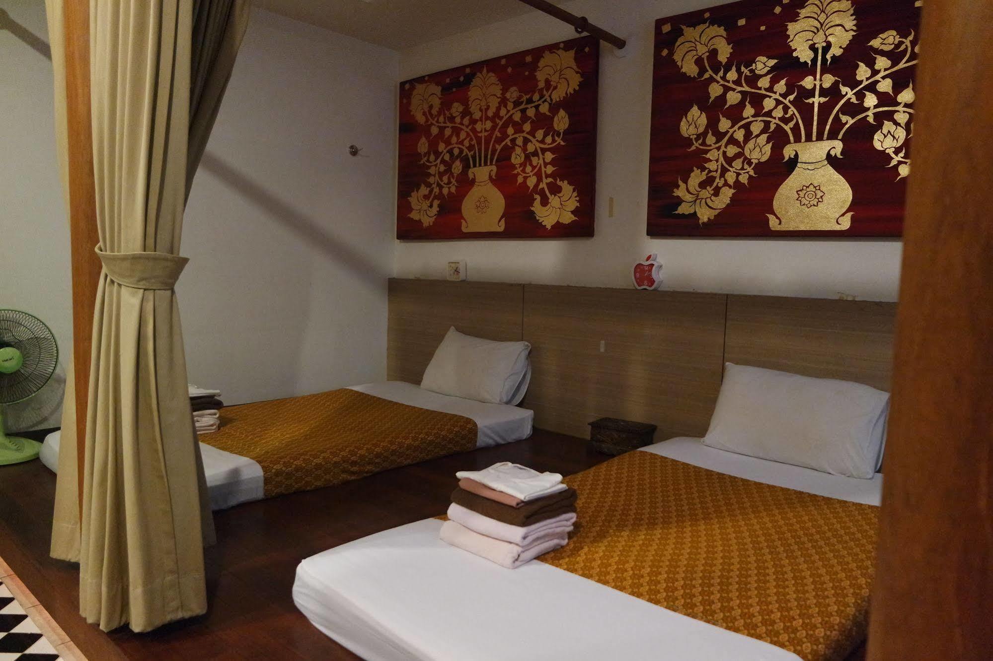 Baboona Beachfront Living Hotel 3*