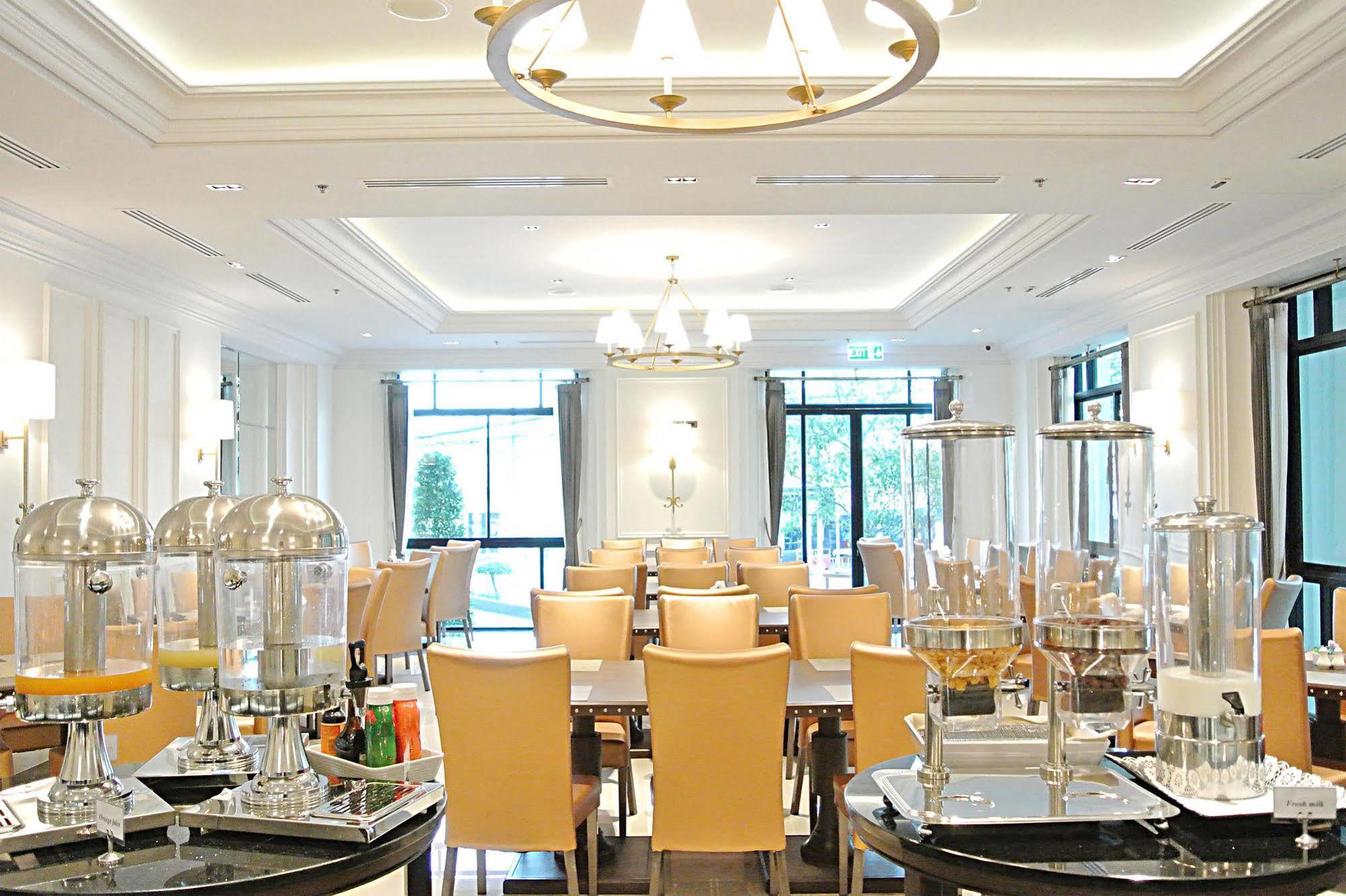 Sn - Sha Hotel
