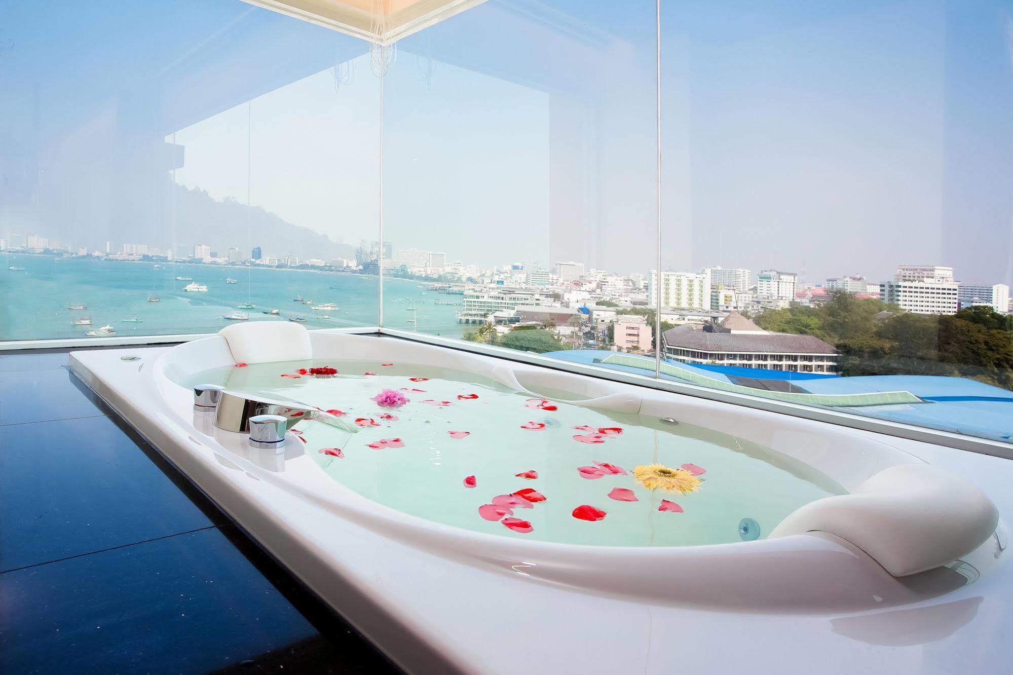 Balihai Bay 4* Pattaya
