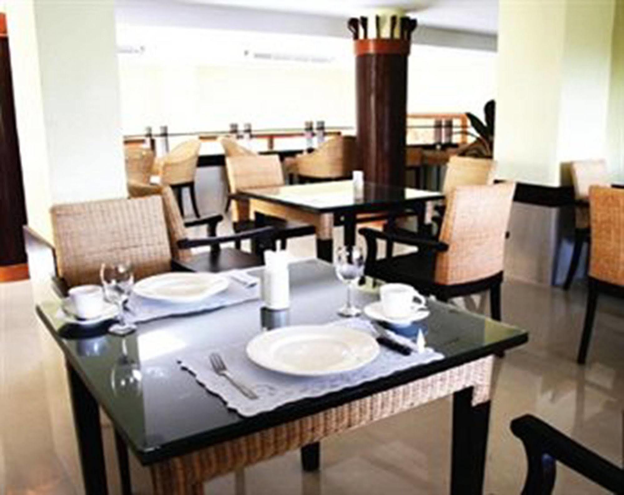 Hotel Piyada By Techotels - Guest Friendly - Near To Beach, Famous Walking Street - Night Clubs , Bars & Discos Pattaya
