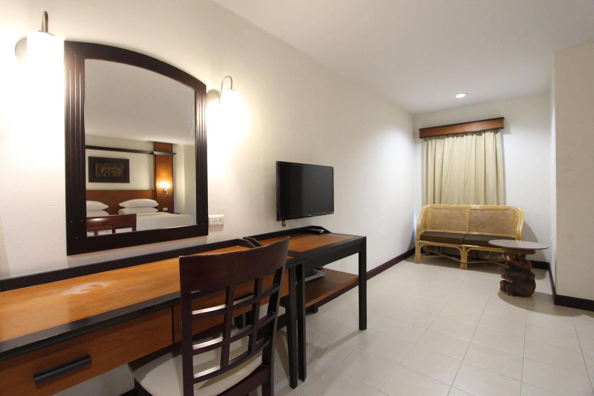 Piyada By Techotels - Guest Friendly - Near To Beach, Famous Walking Street - Night Clubs , Bars & Discos 3* Pattaya