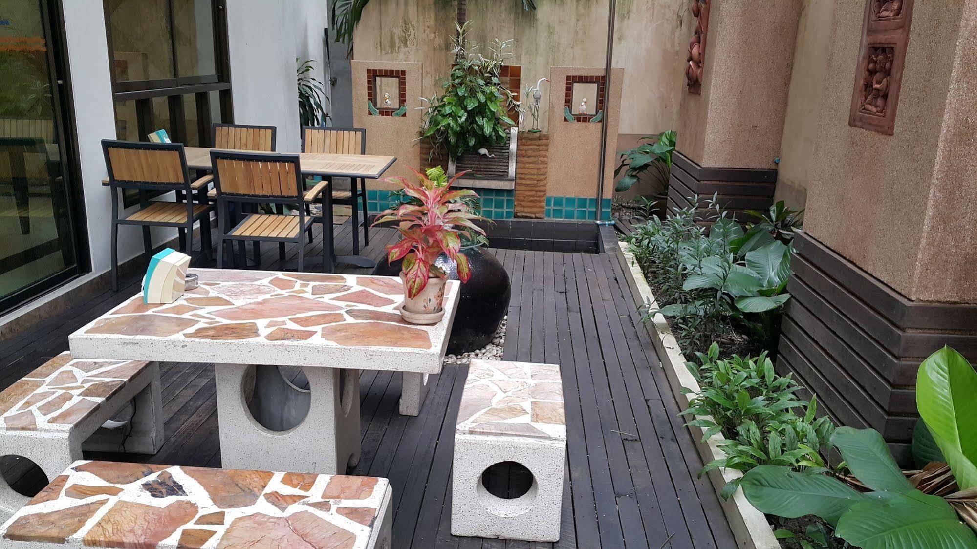 Best Beach Villa Hotel Pattaya