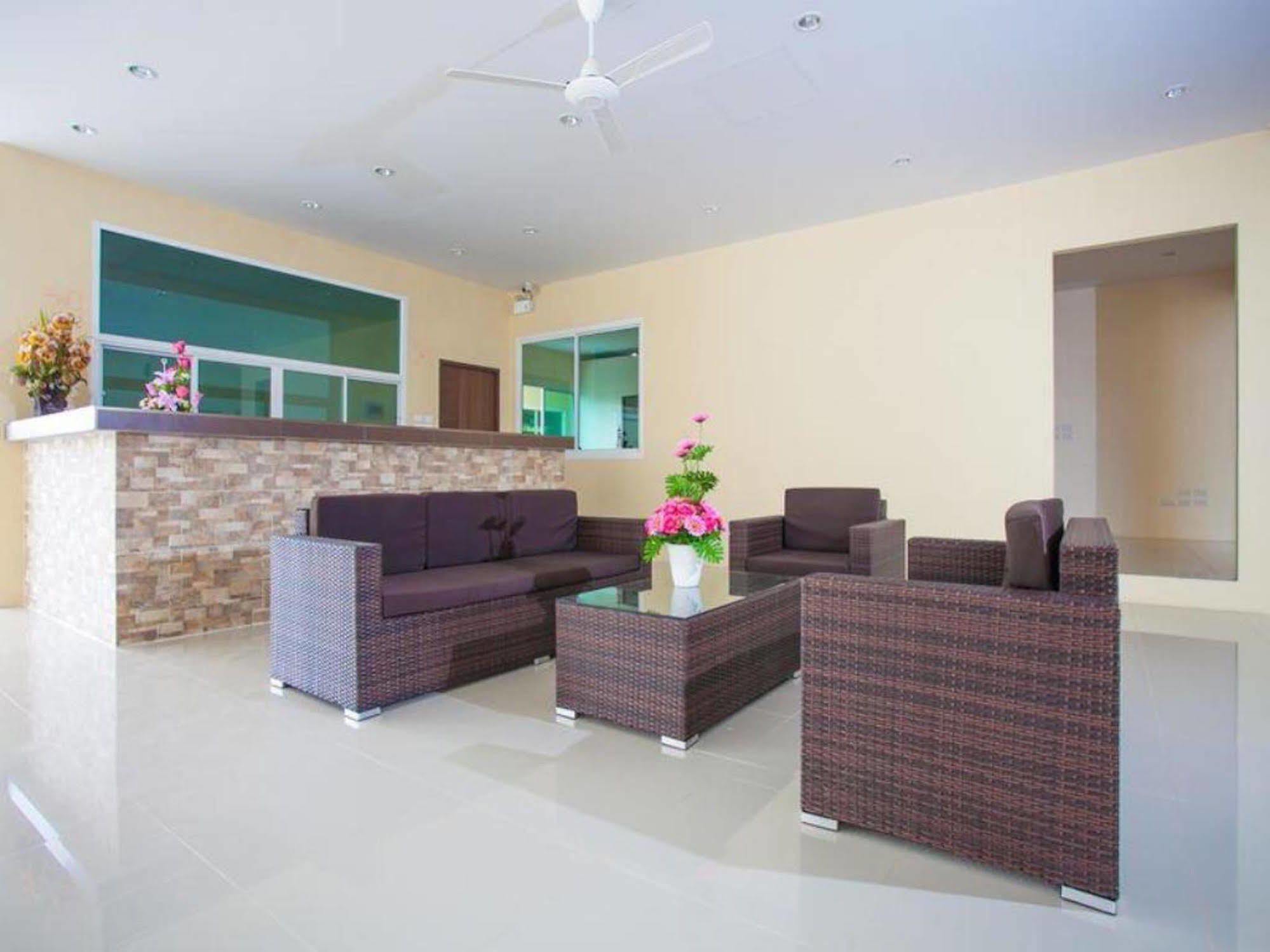 Oyo 488 Delight Hotel