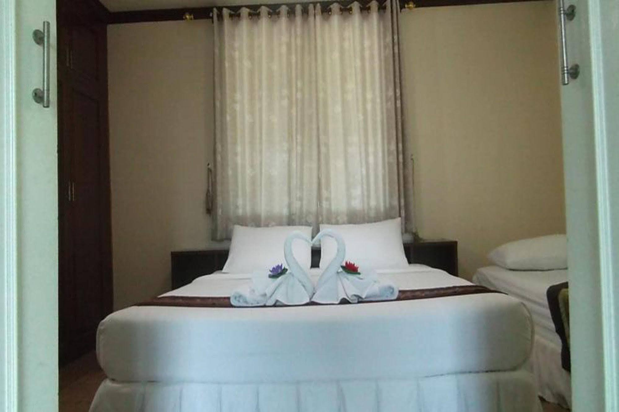A&M Villa Pattaya Pensão 3*