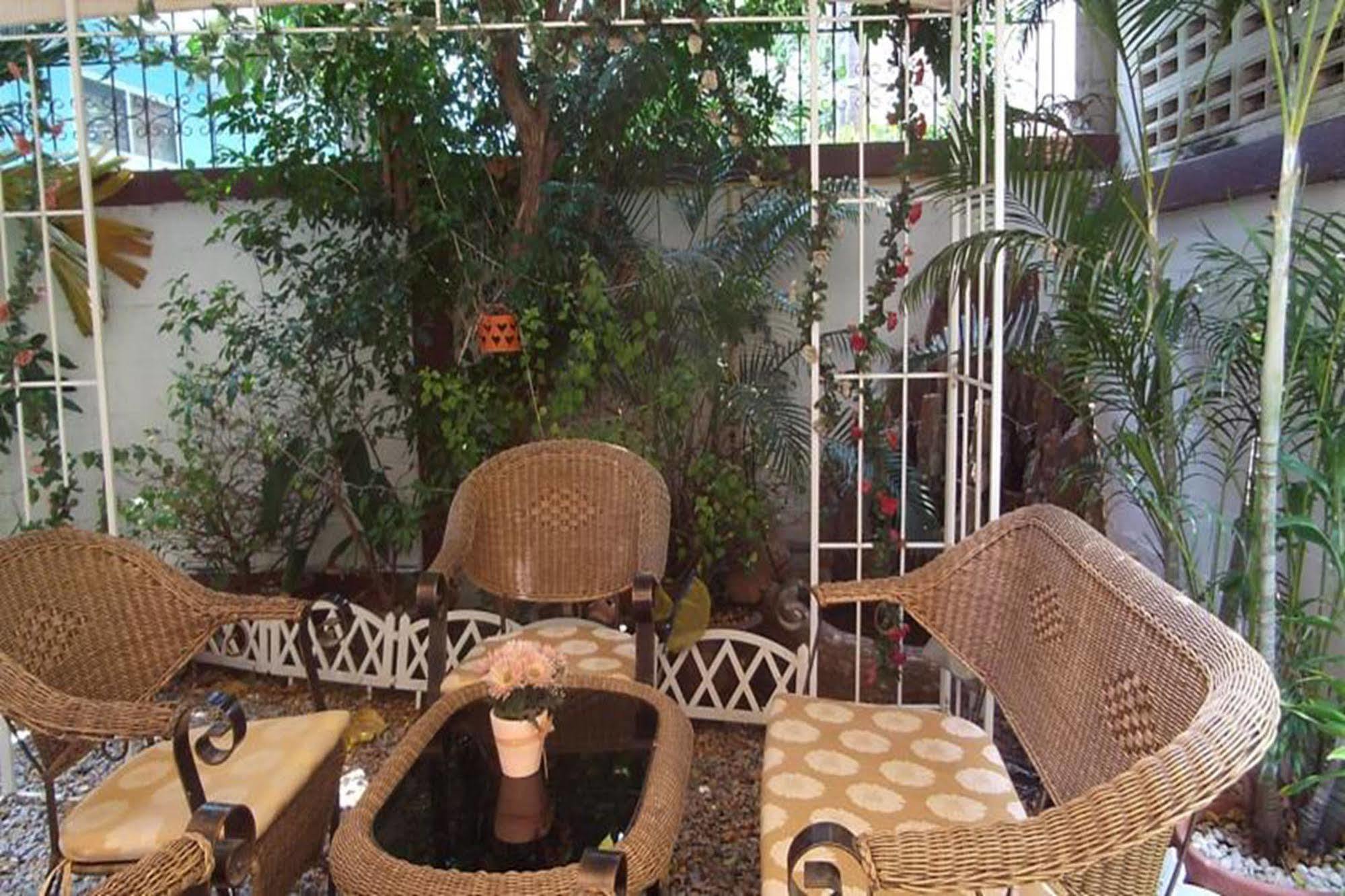 Pensão A&M Villa Pattaya 3*