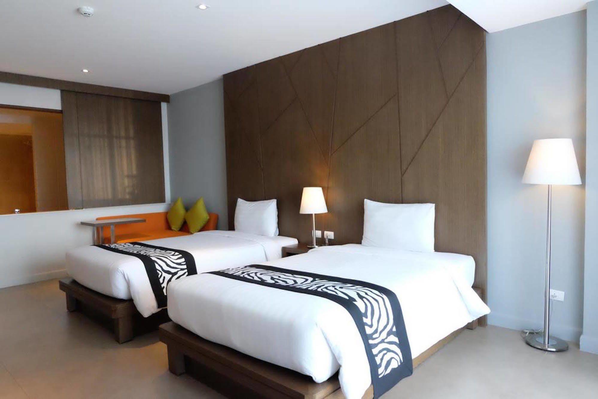 Season Five Hotel 4*