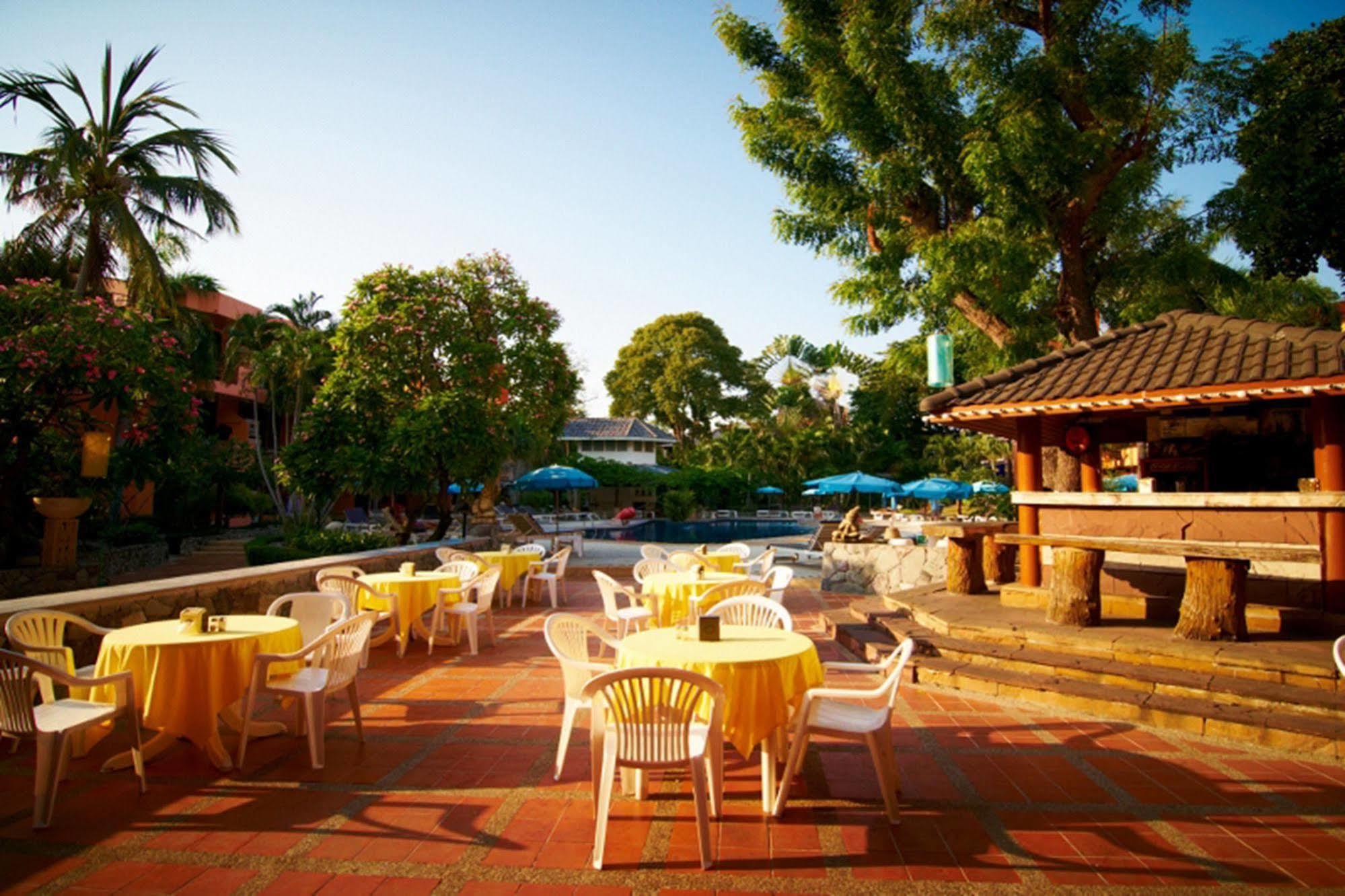 Hotel Peace