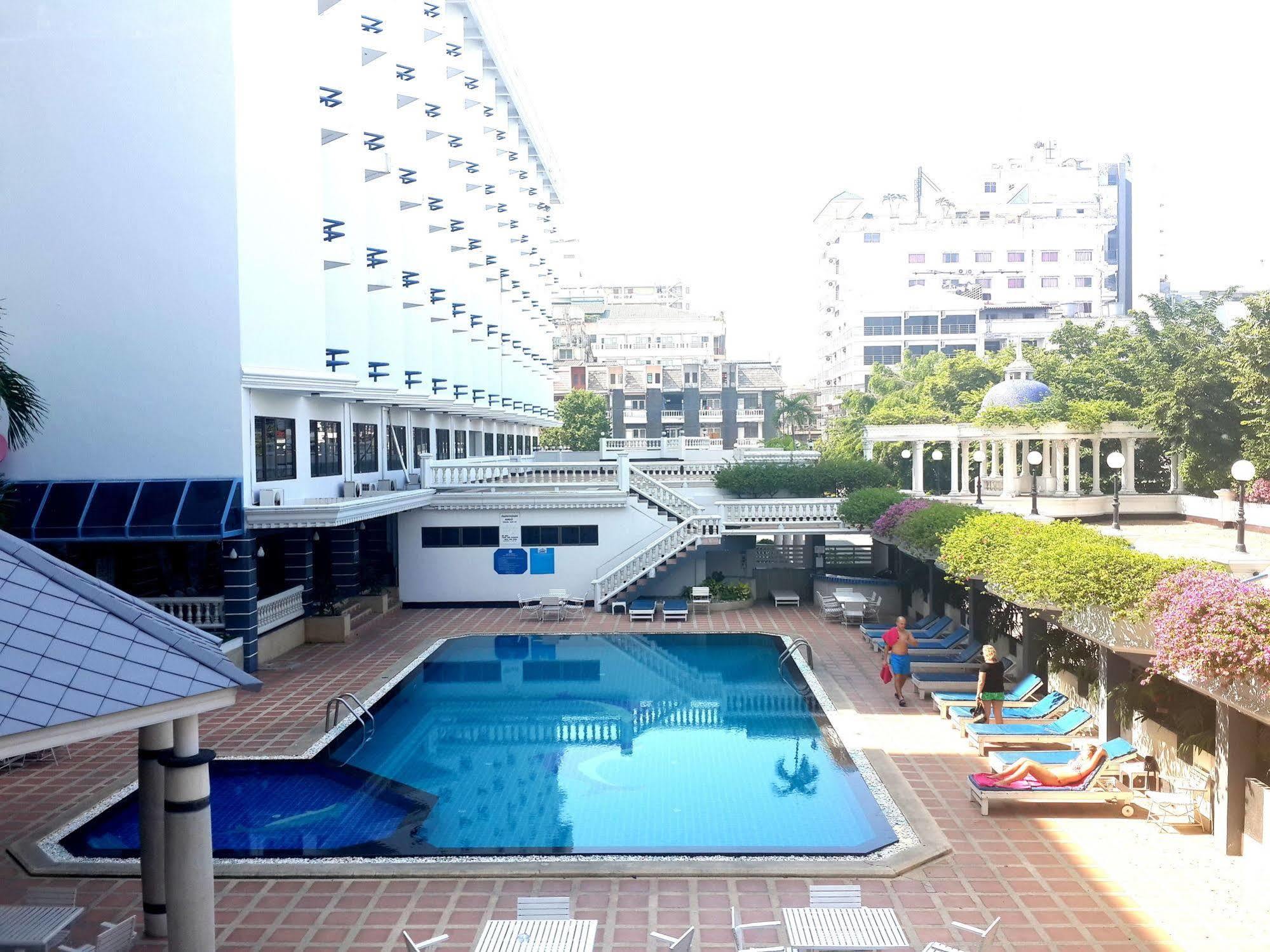 Hotel Caesar Palace 4*