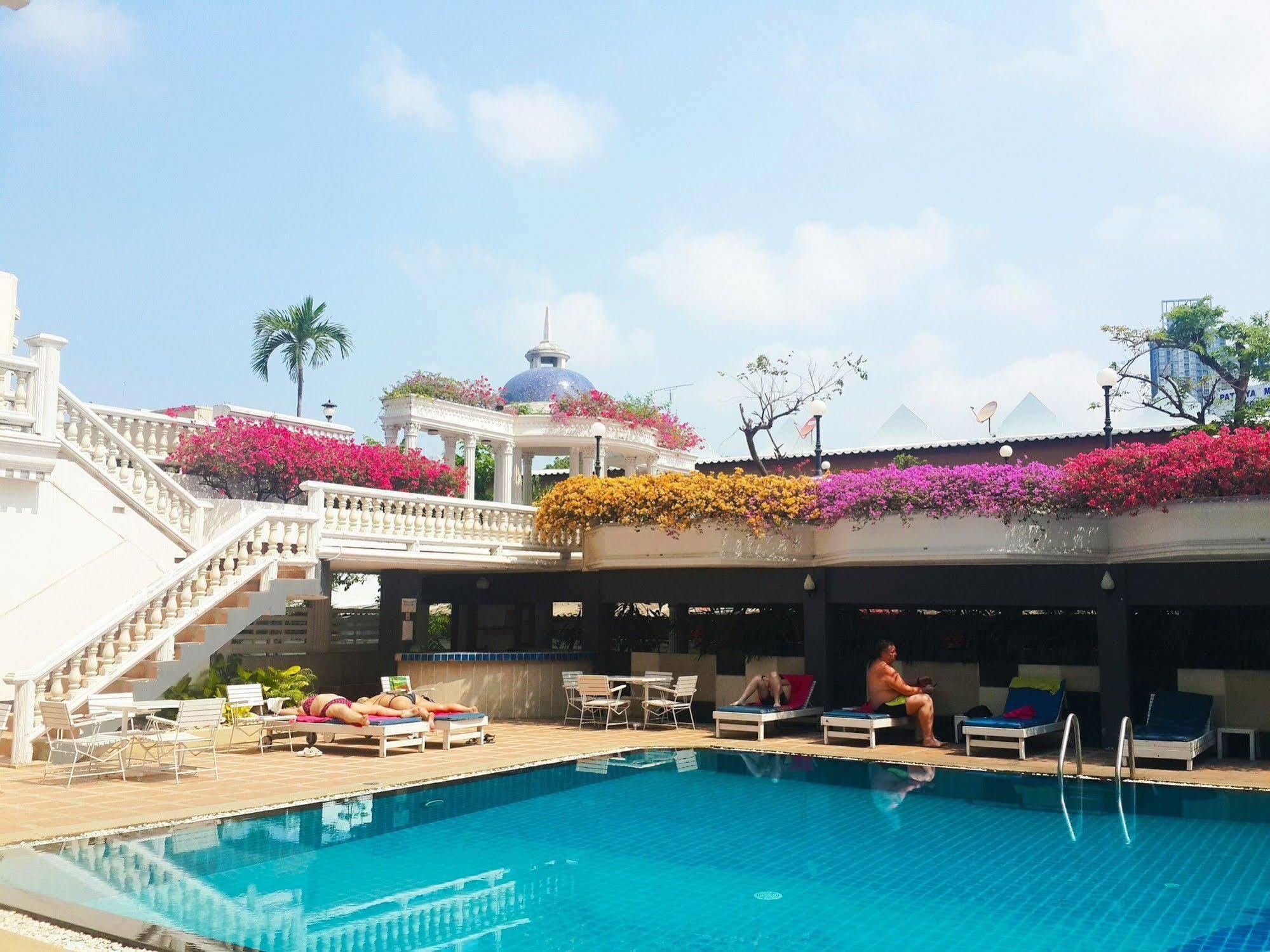 Caesar Palace 4* Pattaya