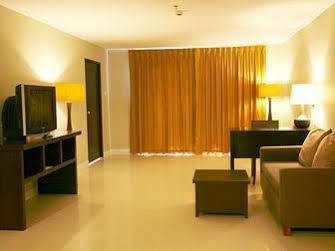 Summer Spring Hotel 3*