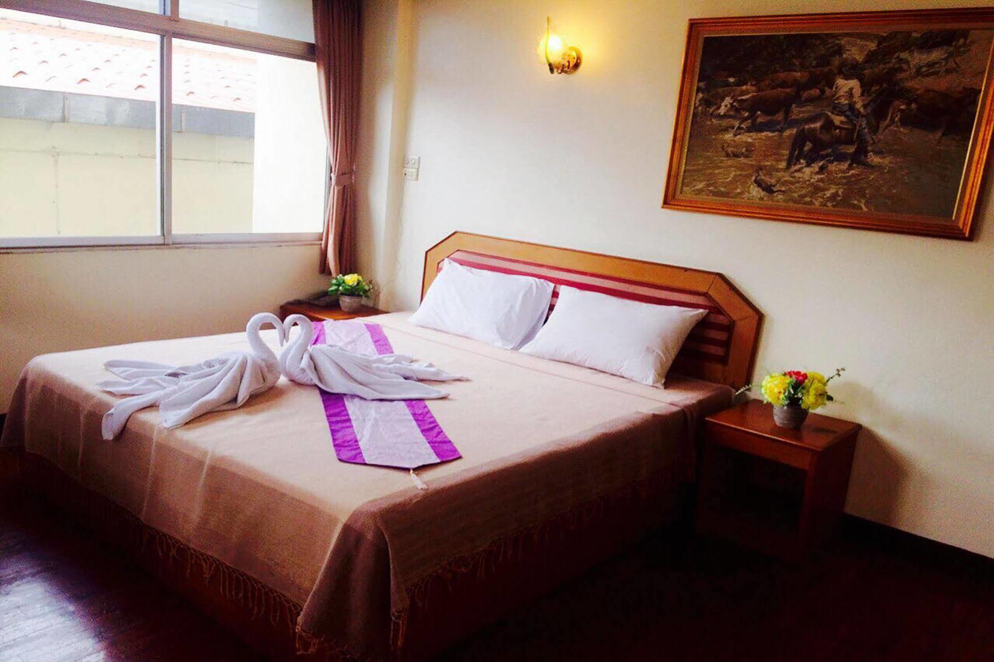 Shagwell Mansions Hotel