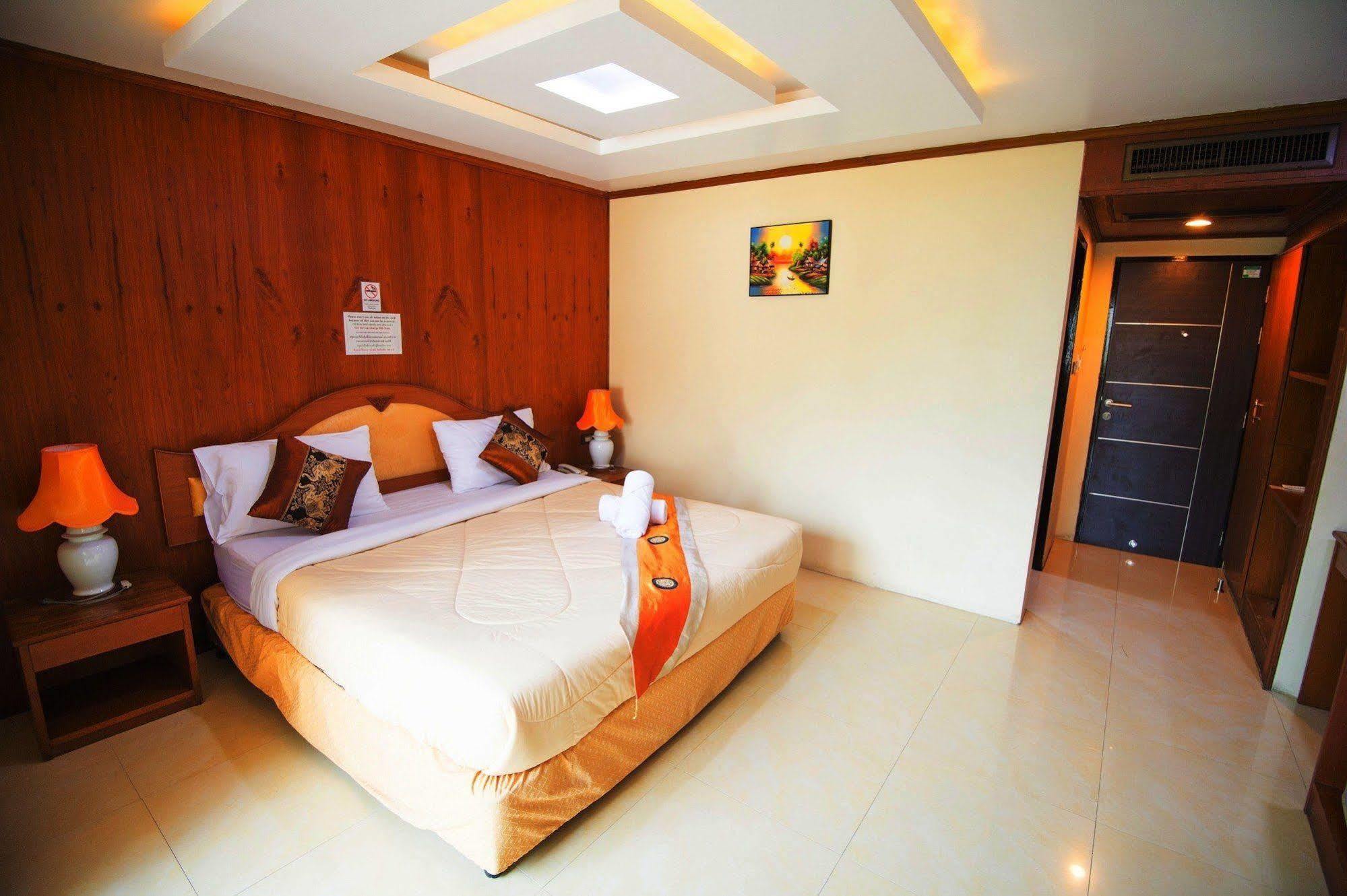 Hotel Mr. Mac's 2*