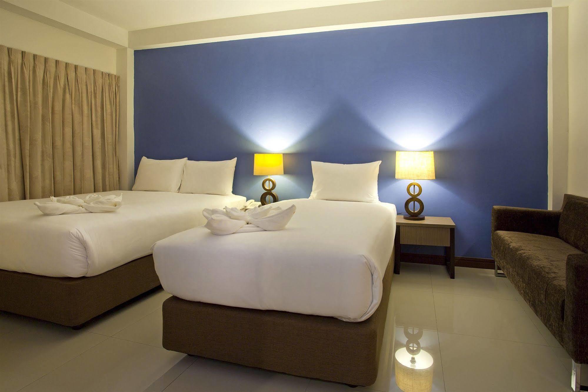 Hotel Wiz 3*