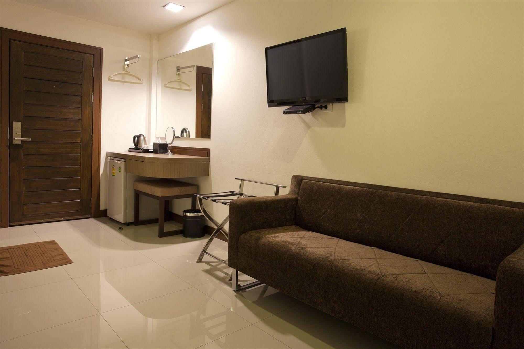 Wiz Hotel