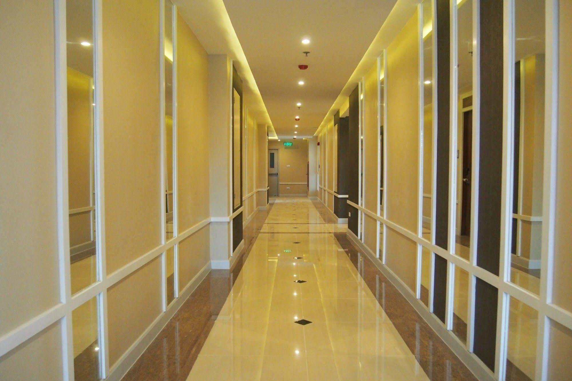 Hotel 247 Boutique 3*