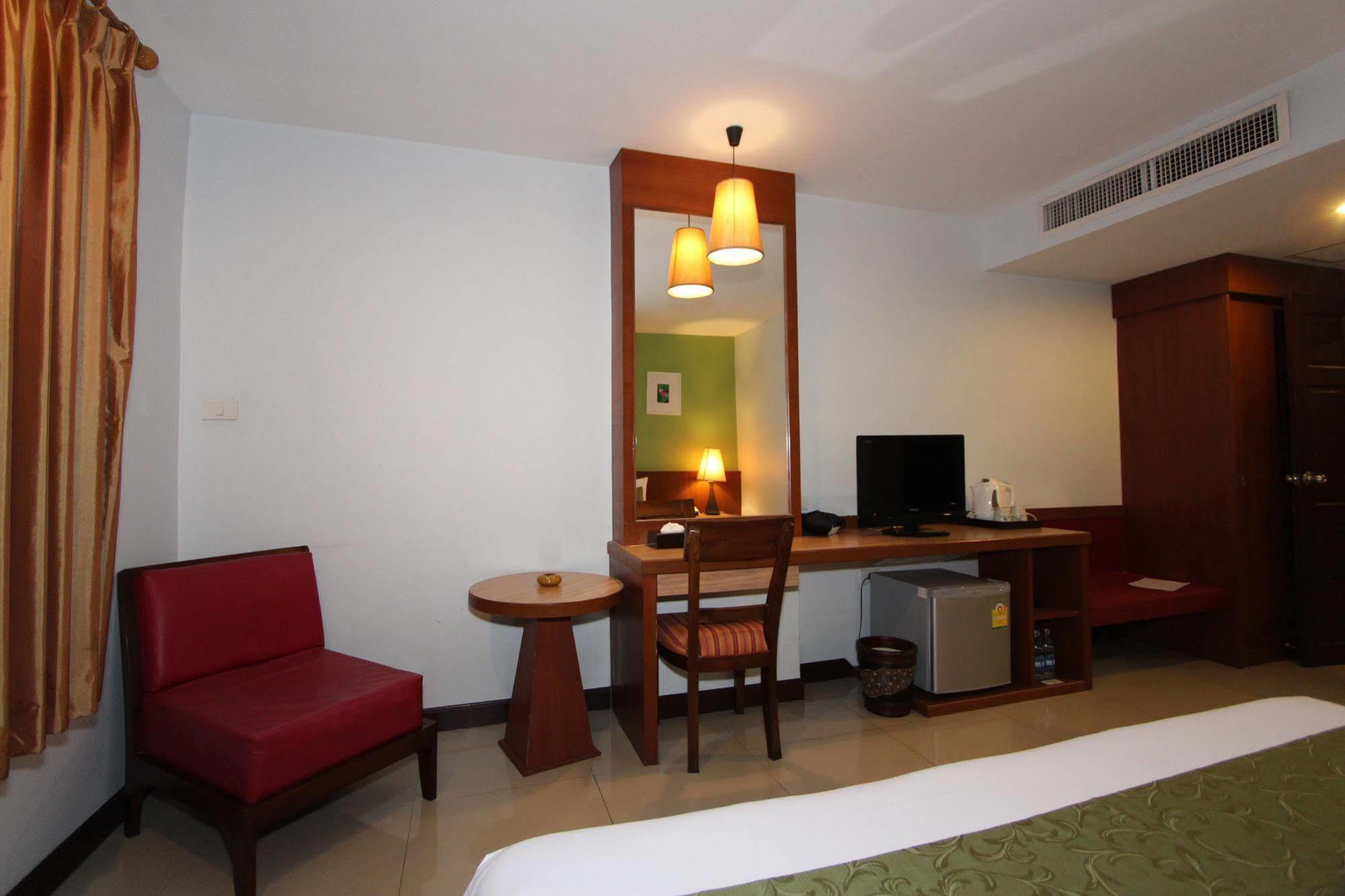 Hotel Sabai Sabana 4*