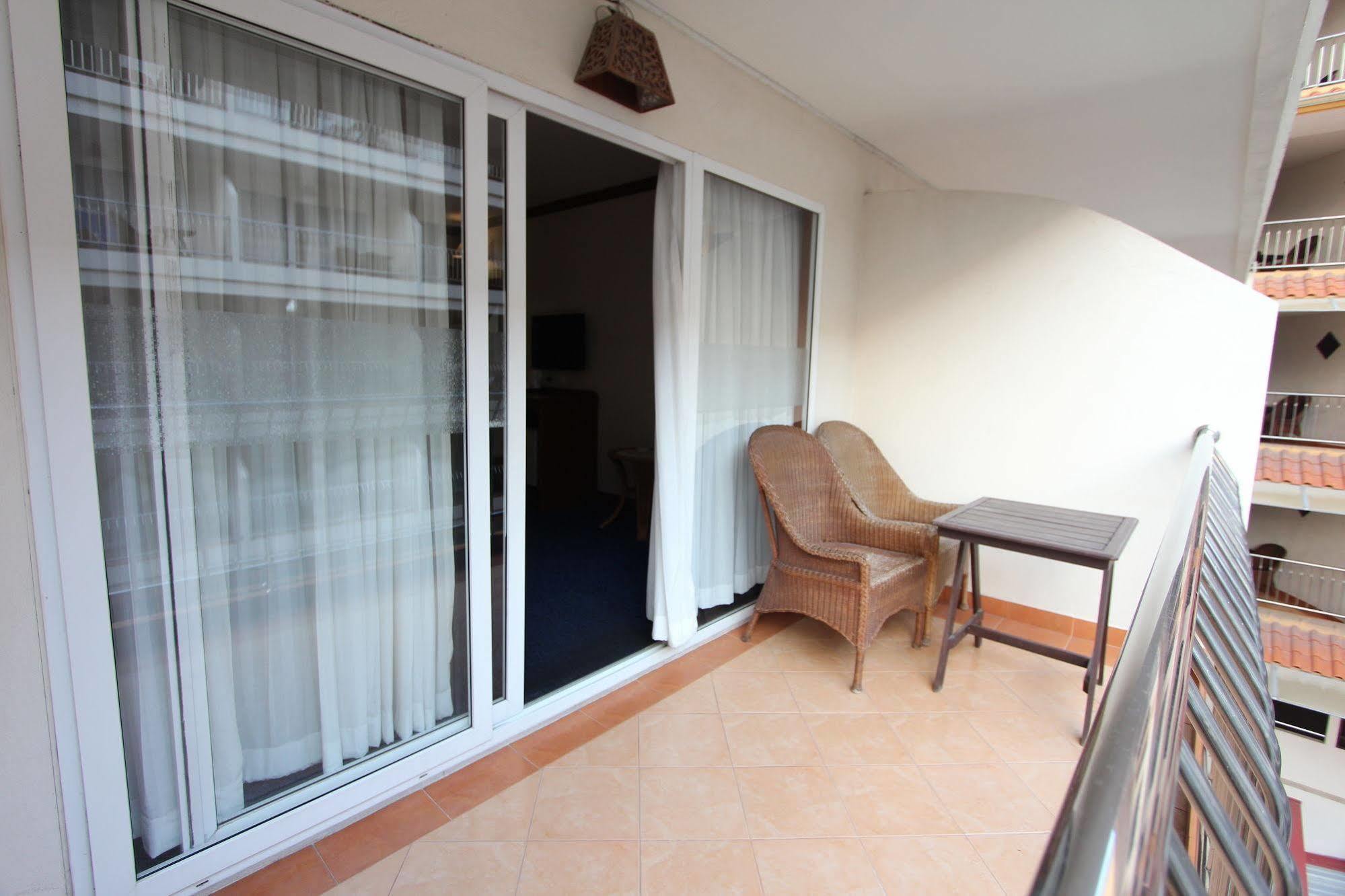 Hotel Sabai Sabana 4*