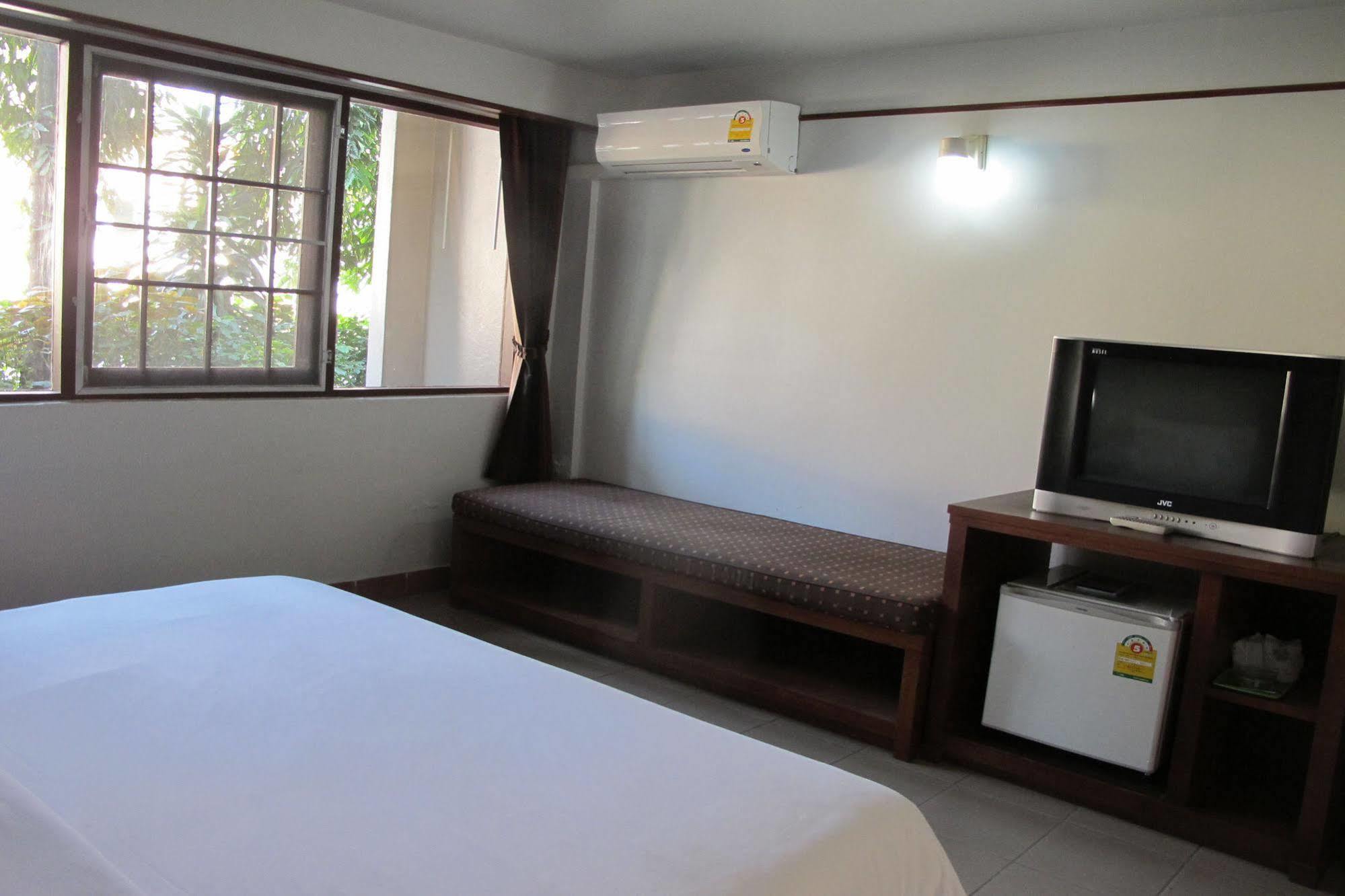 Hotel Palm Garden 3*