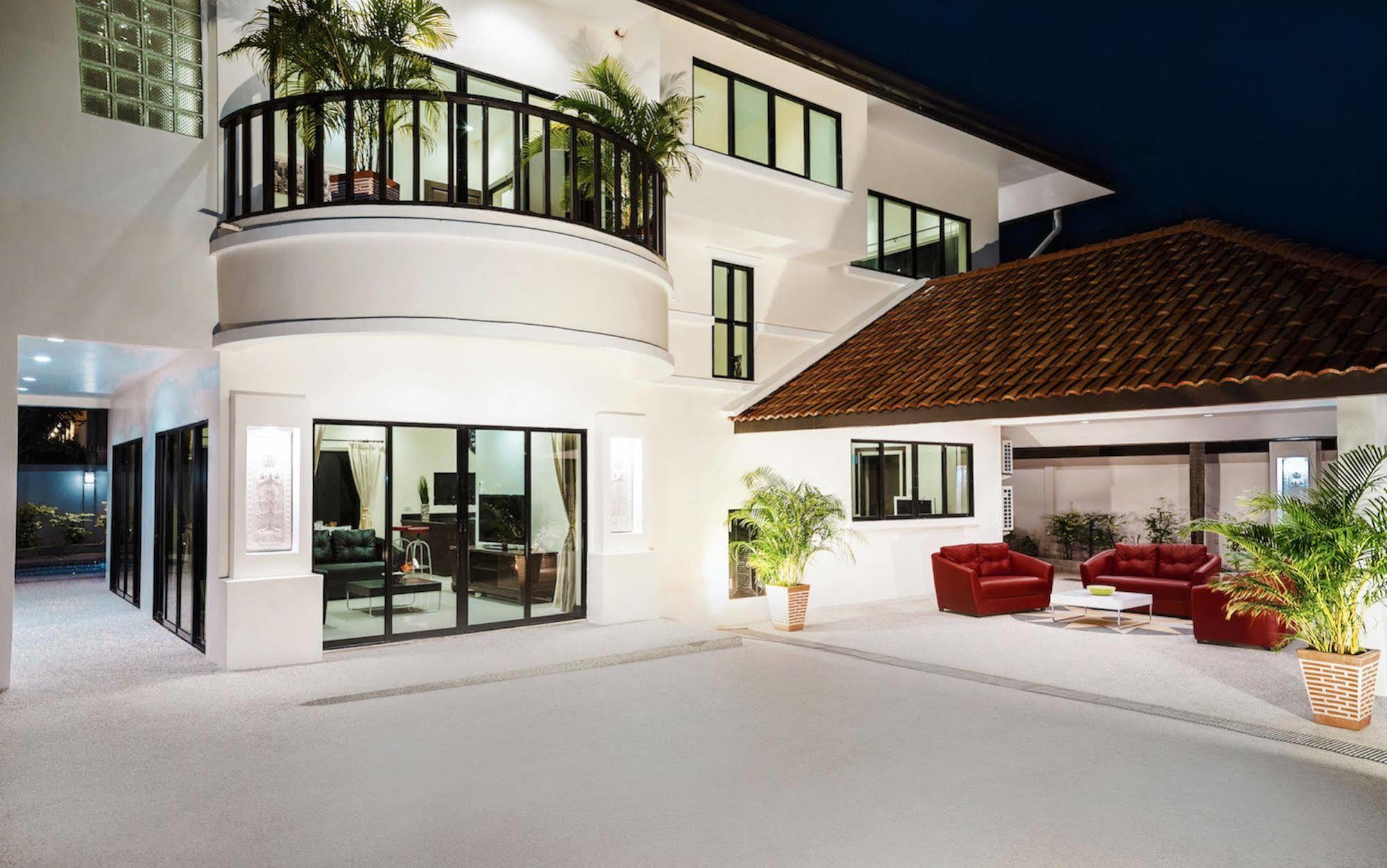 Siam Pool Villa Pattaya