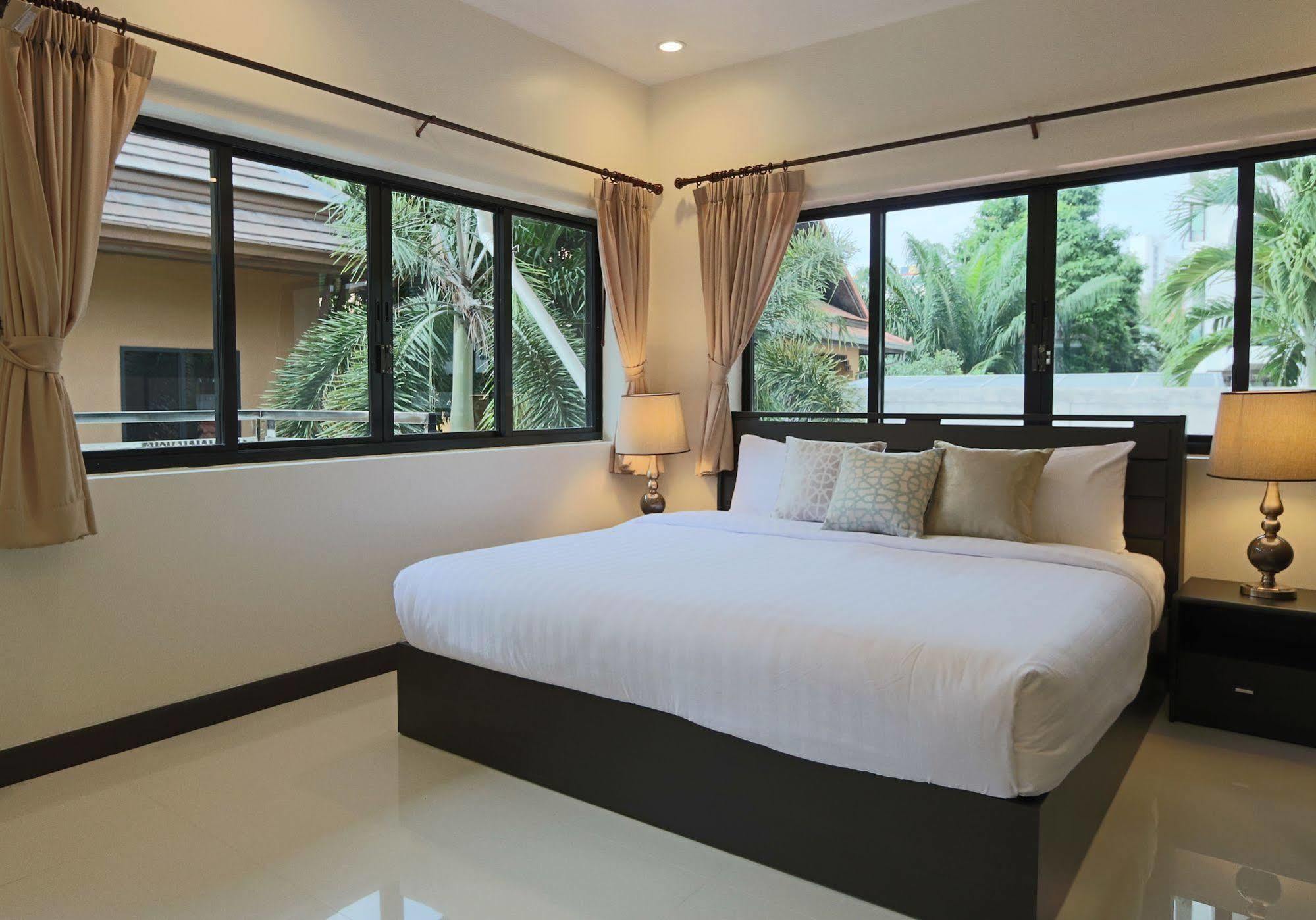 Villa Siam Pool *
