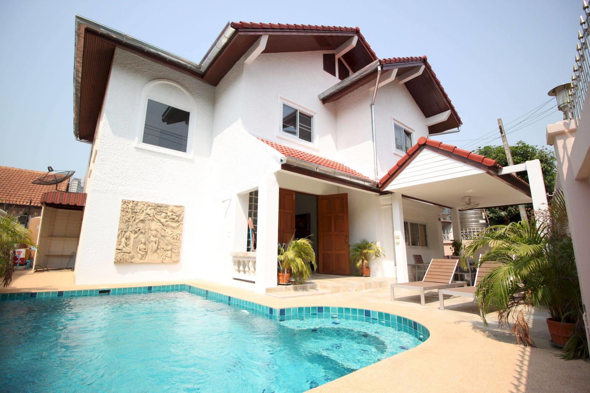 Naklua Pool By Sunny Rentals Villa Pattaya