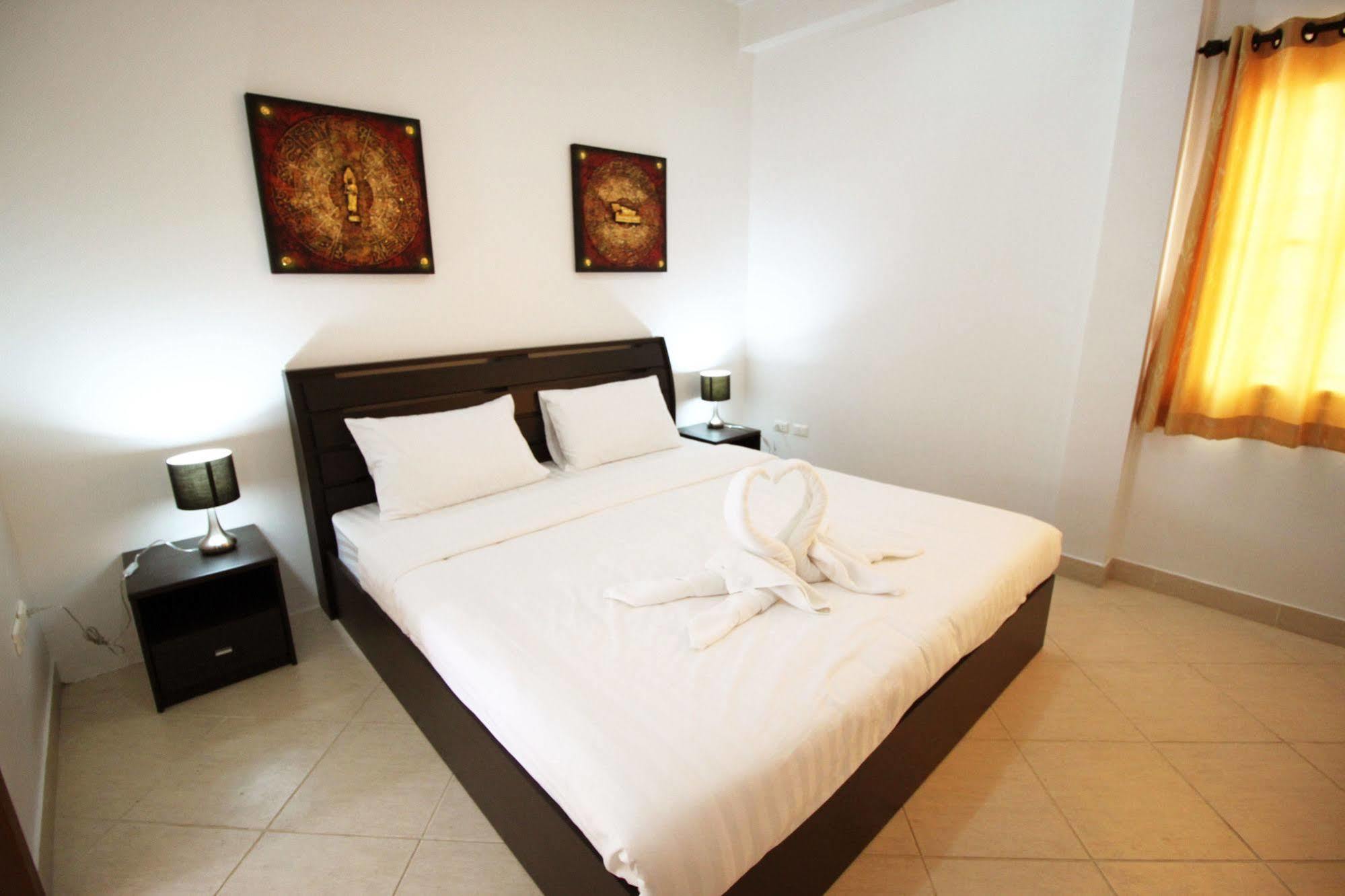 Naklua Pool By Sunny Rentals Villa