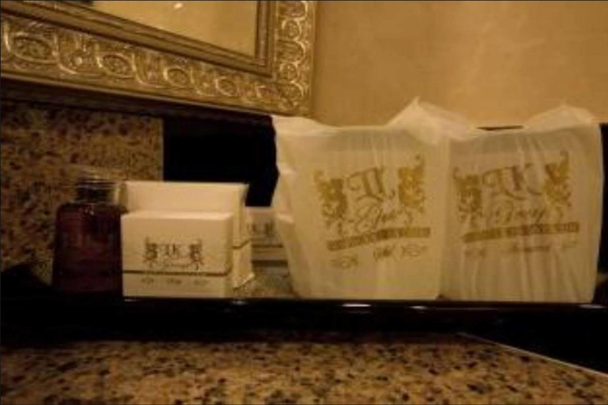 Hotel Lk Grand Living Place 4*