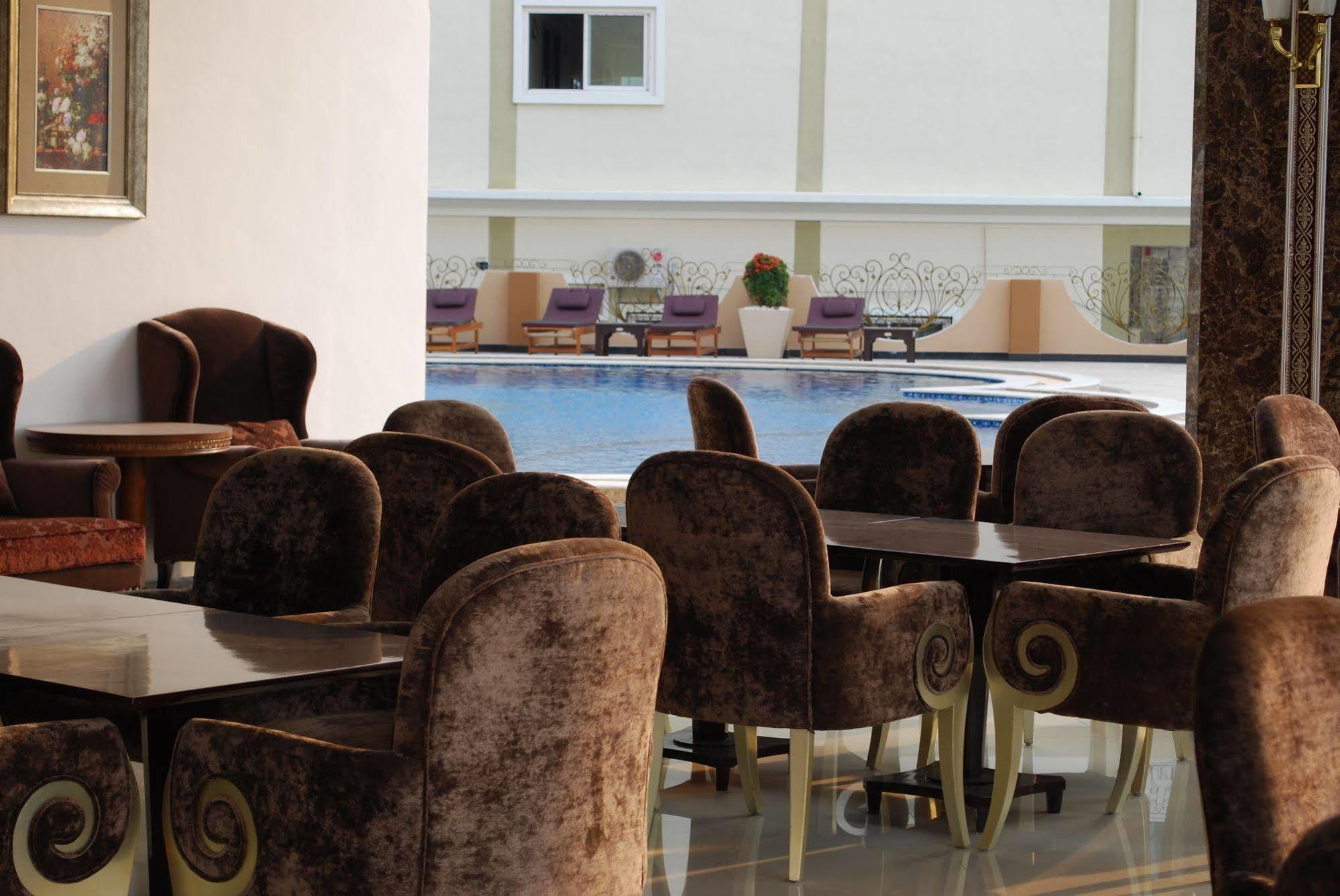 Hotel Lk Grand Living Place 4*