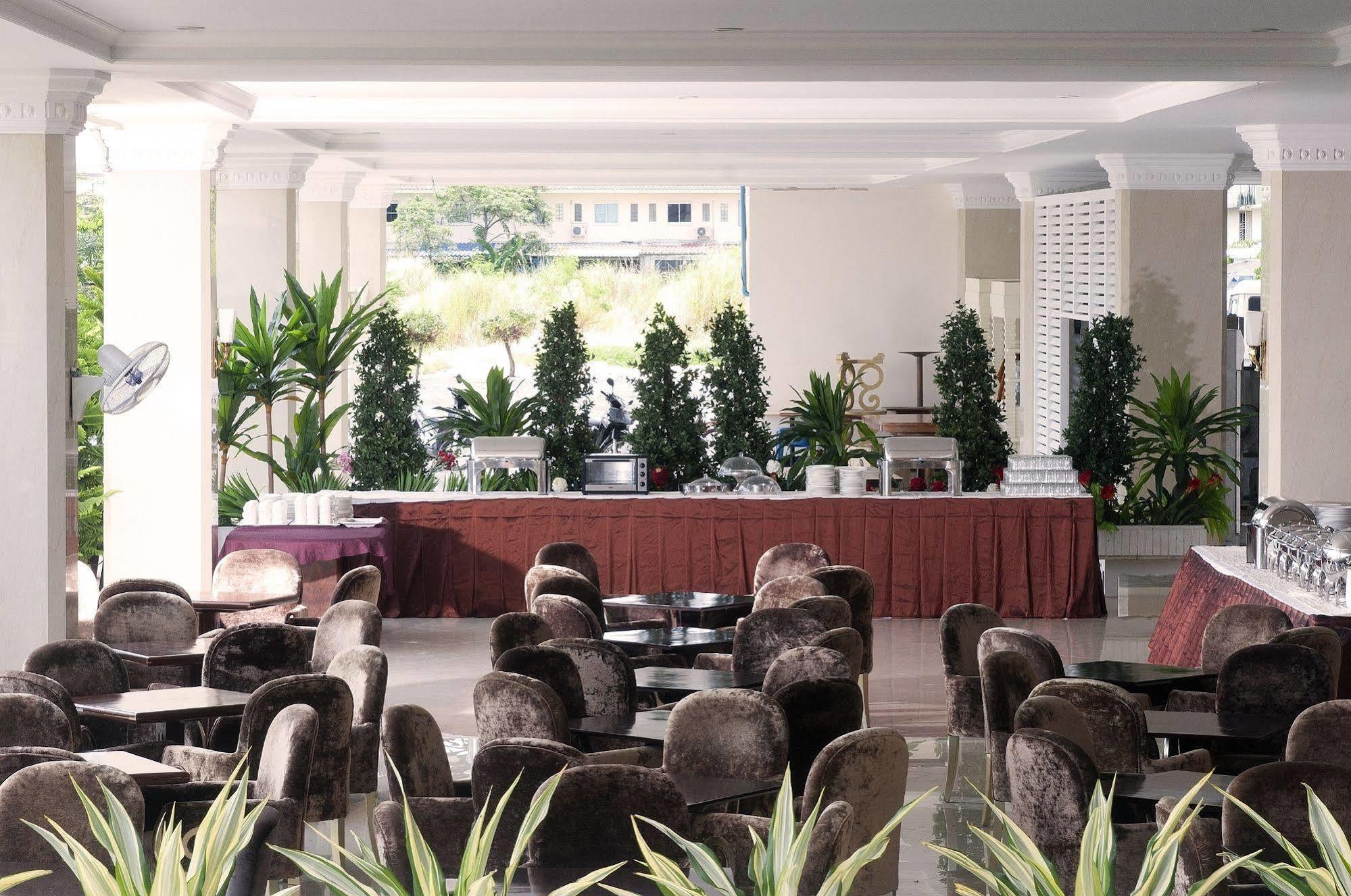 Lk Grand Living Place 4* Pattaya