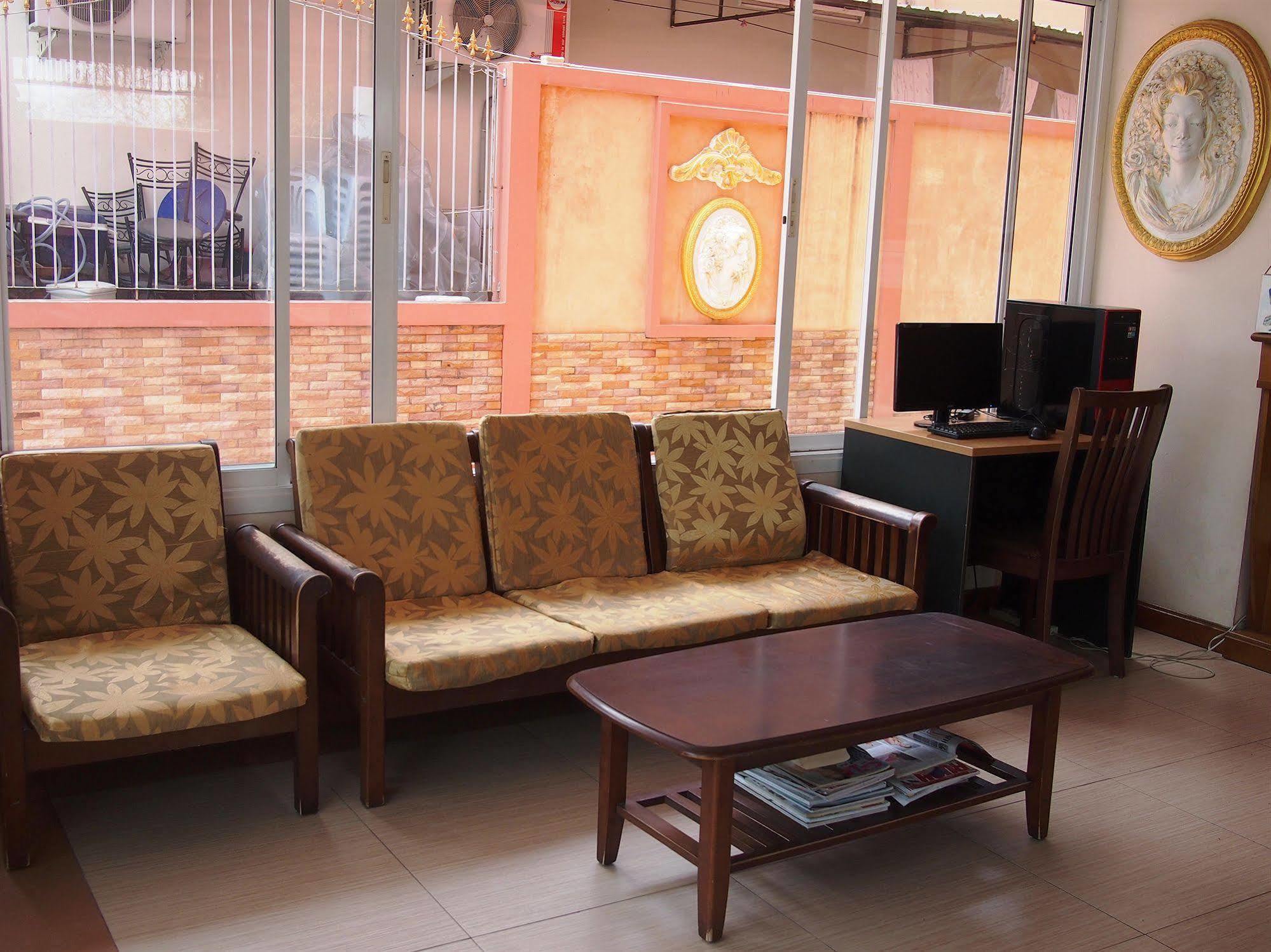 Apartment Navin Mansion 3