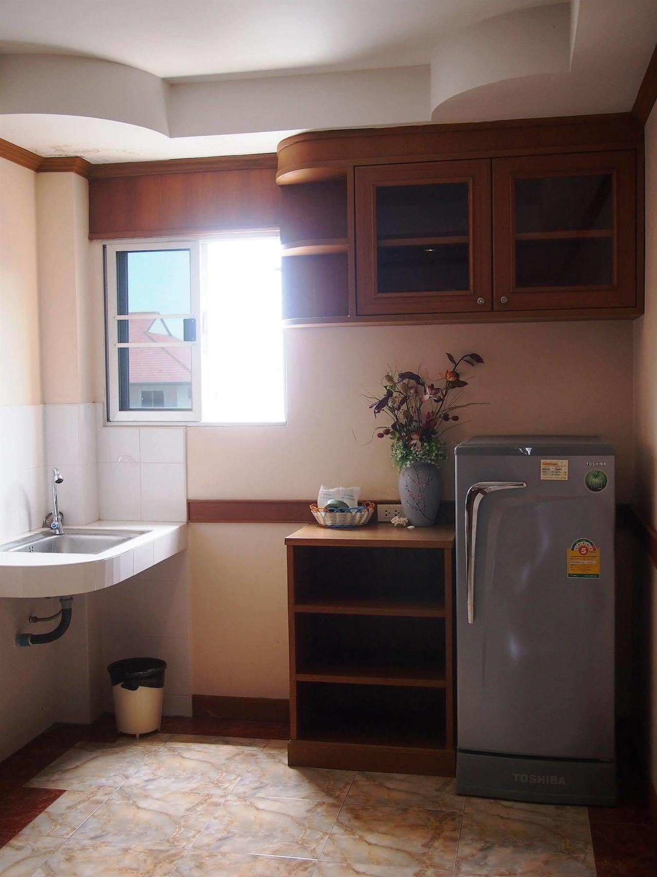 Apartment Navin Mansion 3