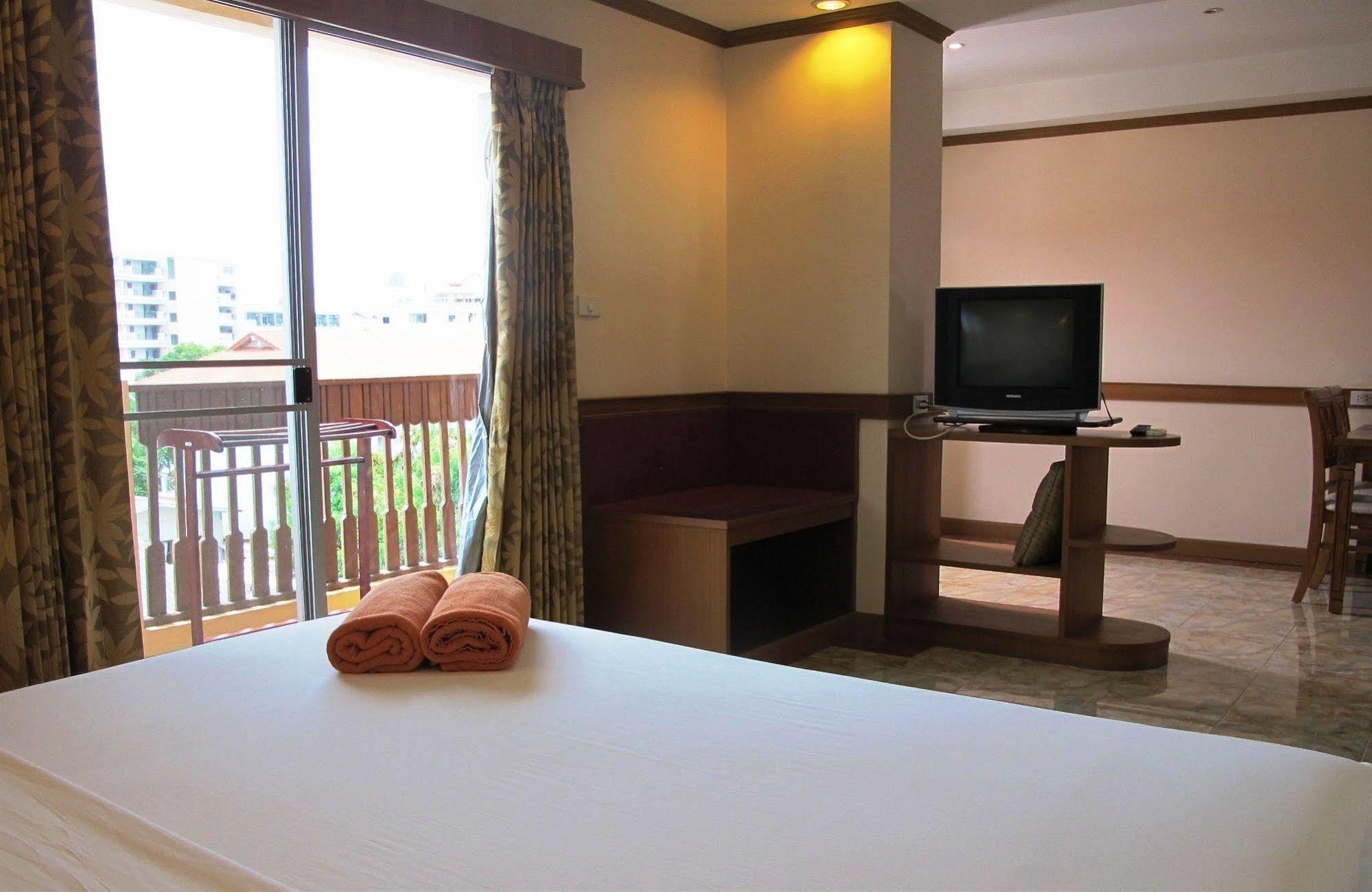 Navin Mansion 3 Apartment Pattaya