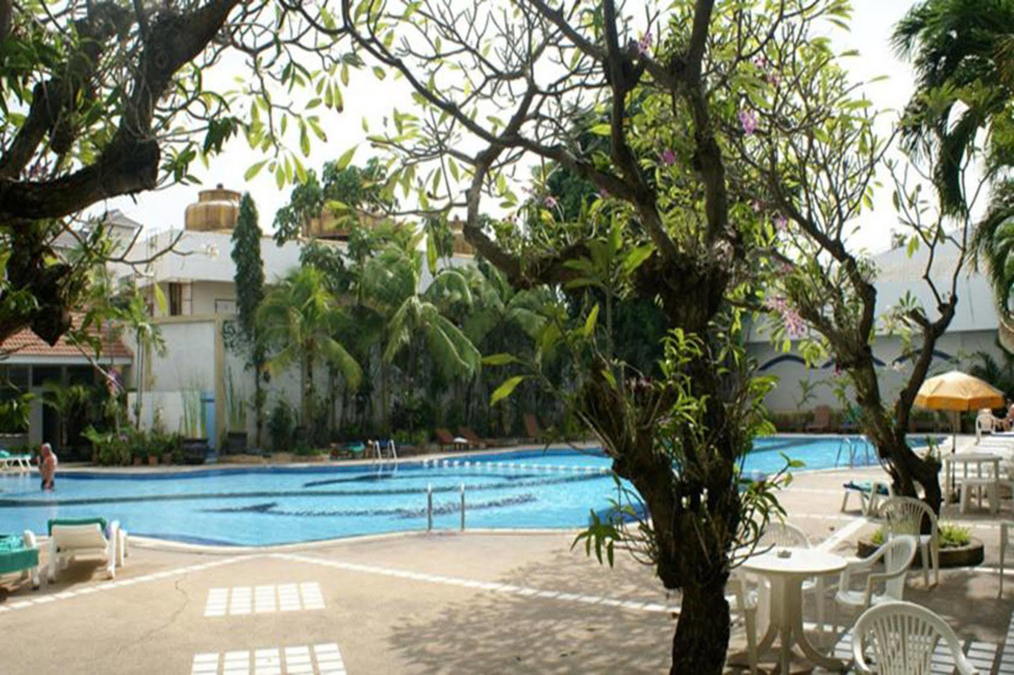 Royal Twins Palace Hotel Pattaya