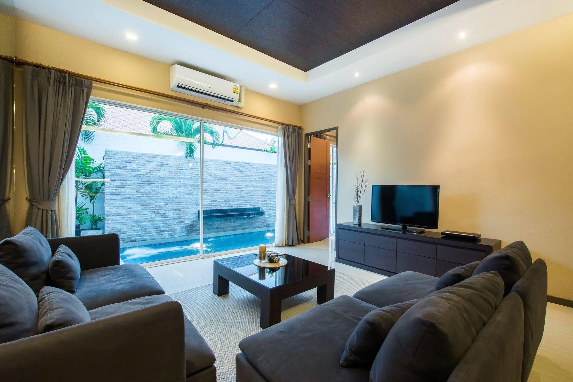 The Ville Jomtien Pool Villa *