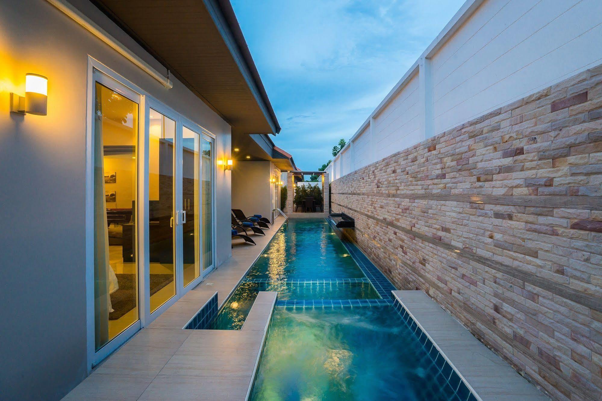 The Ville Jomtien Pool Villa