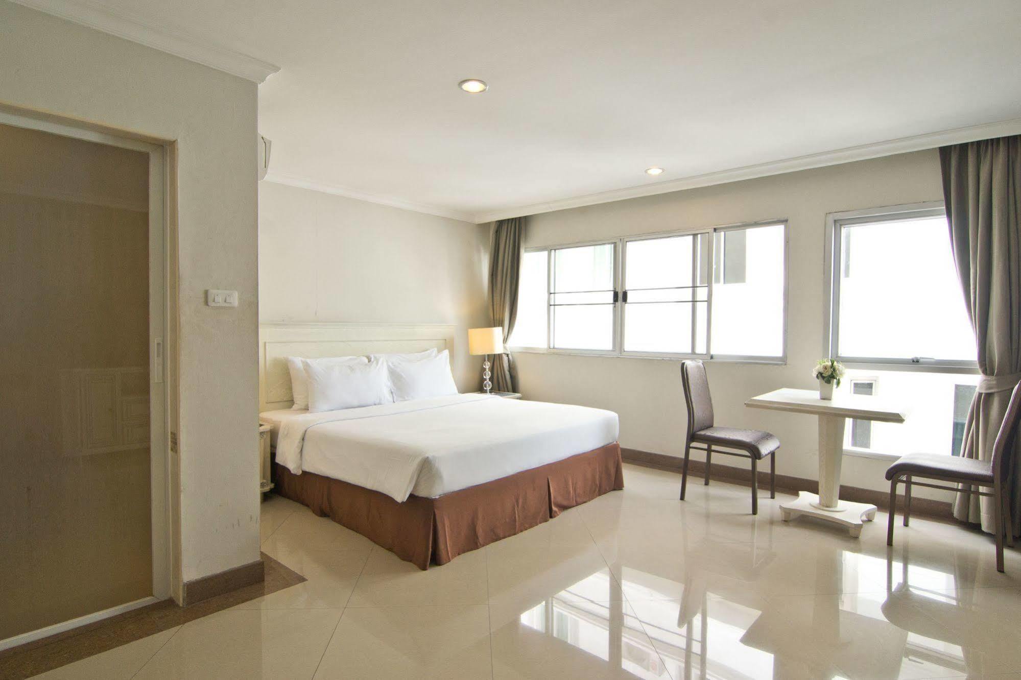 Lk Mansion Aparthotel 3*