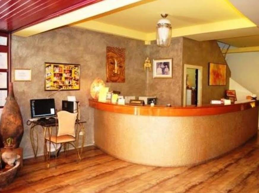 Lodge Pasadena *