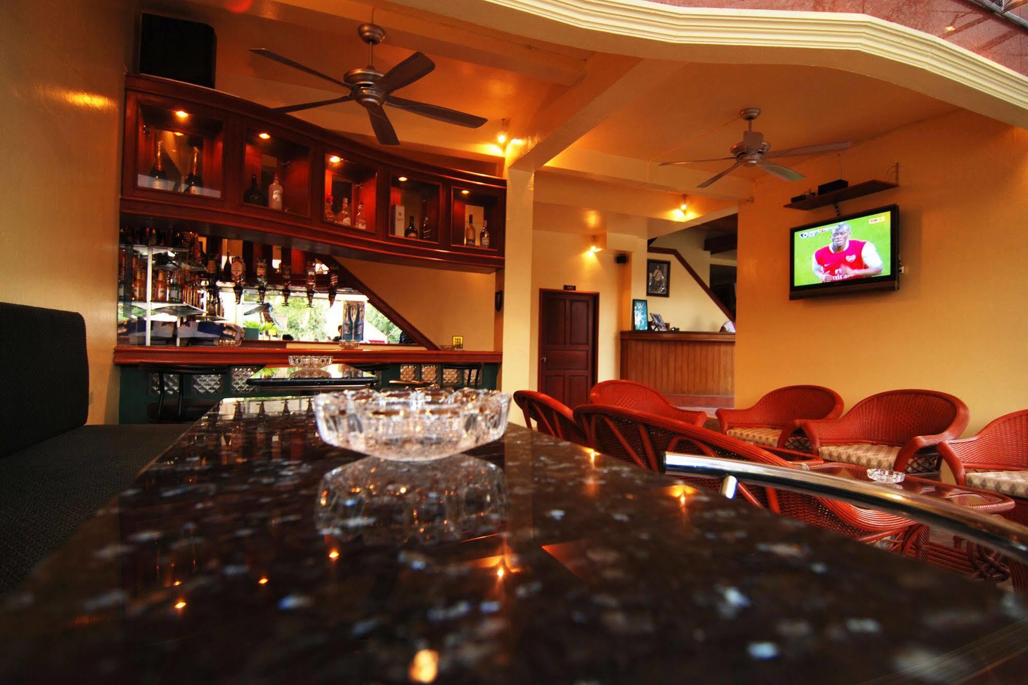 Garden Boutique Inn 3*