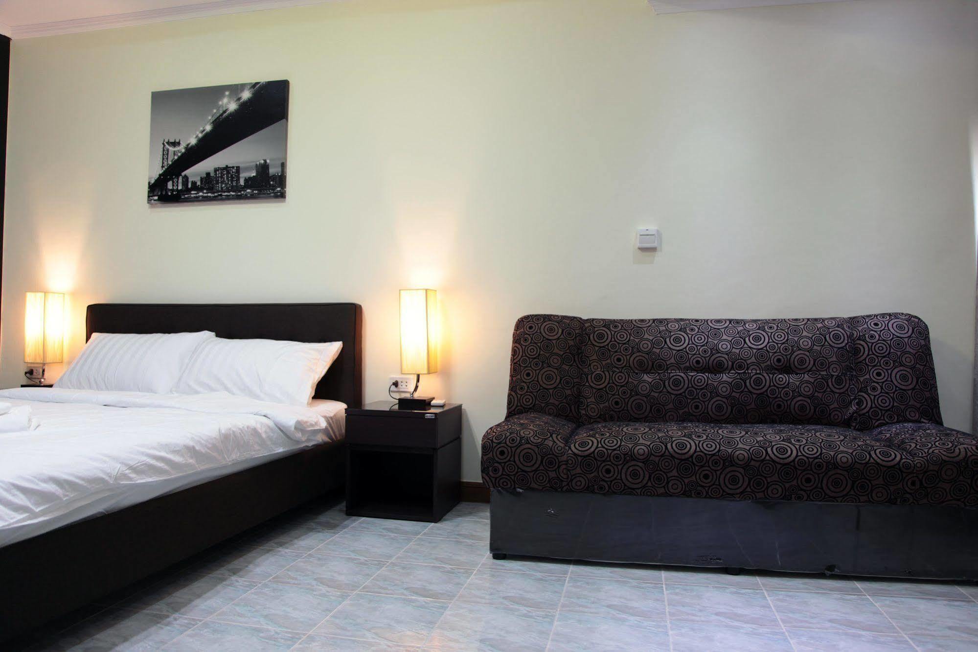 Apartment Thepthip Artdeco Studio Pattaya