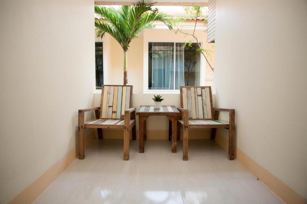 Resort Lotusland Pattaya