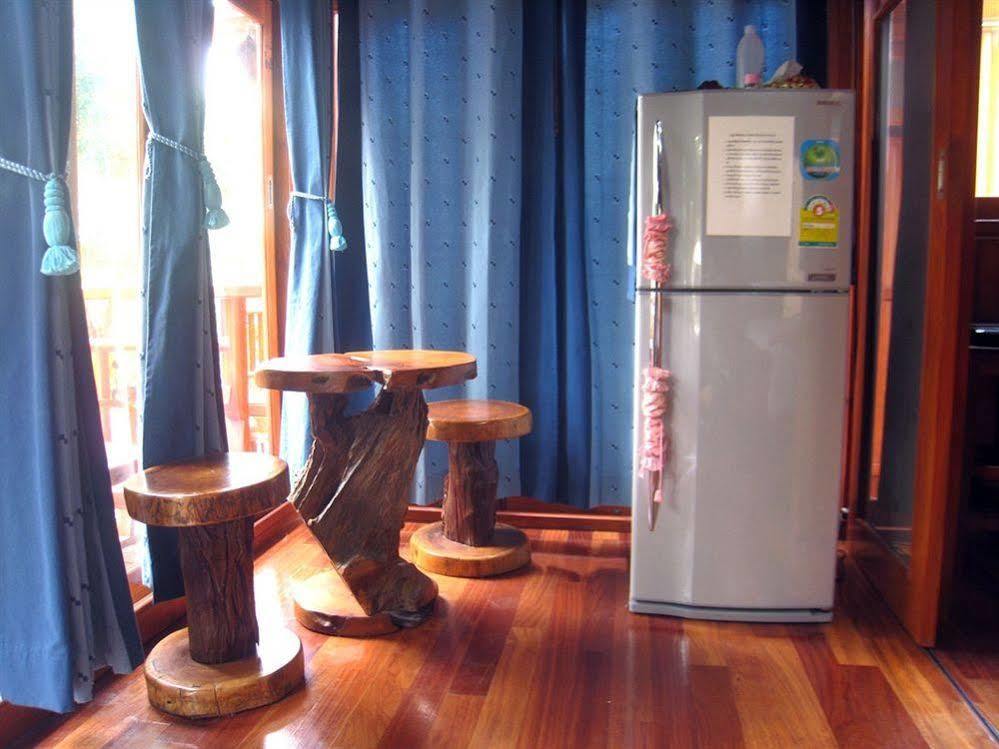 Wood House Guest house Pattaya