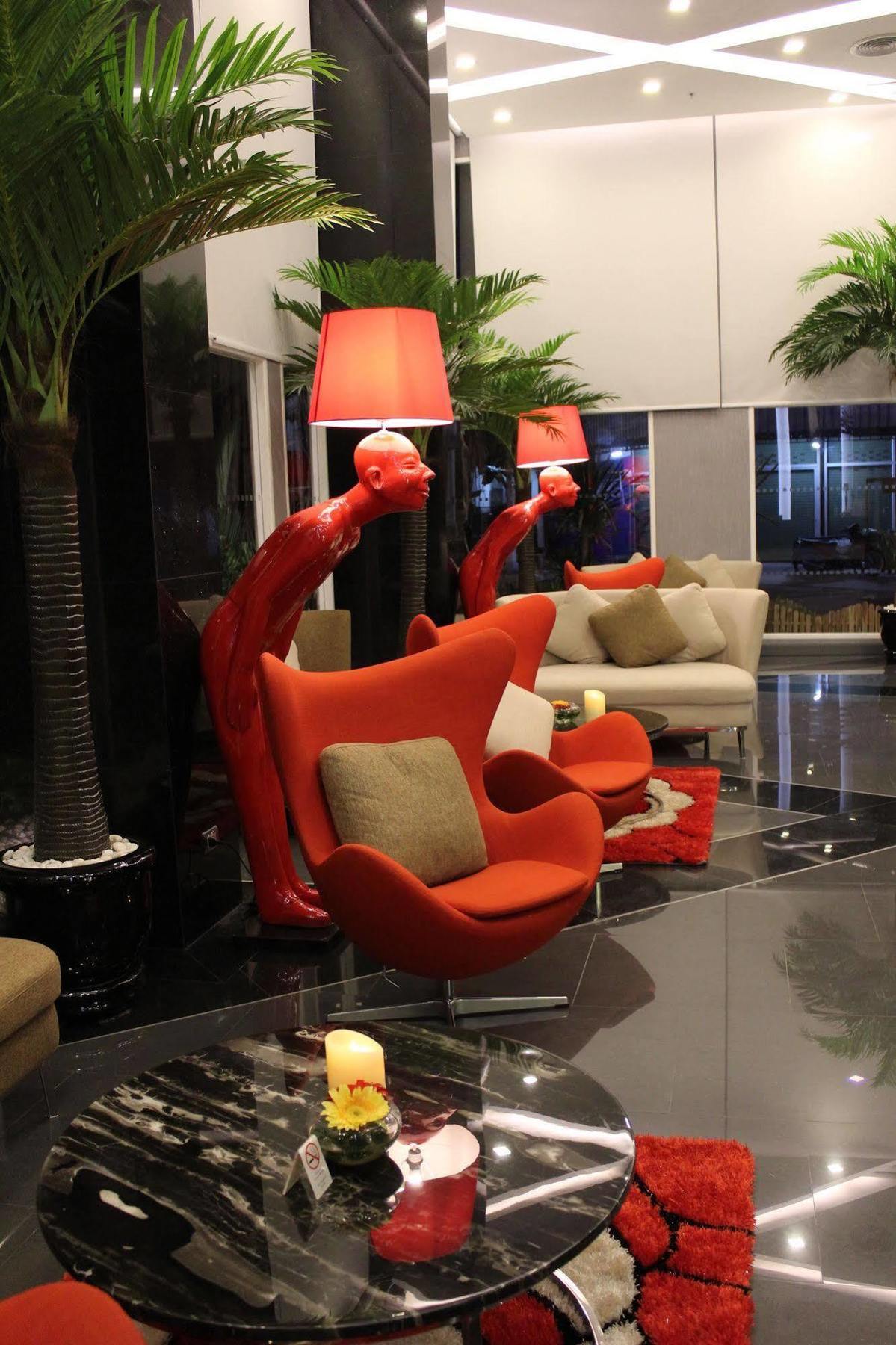 Nova Express Hotel 4*