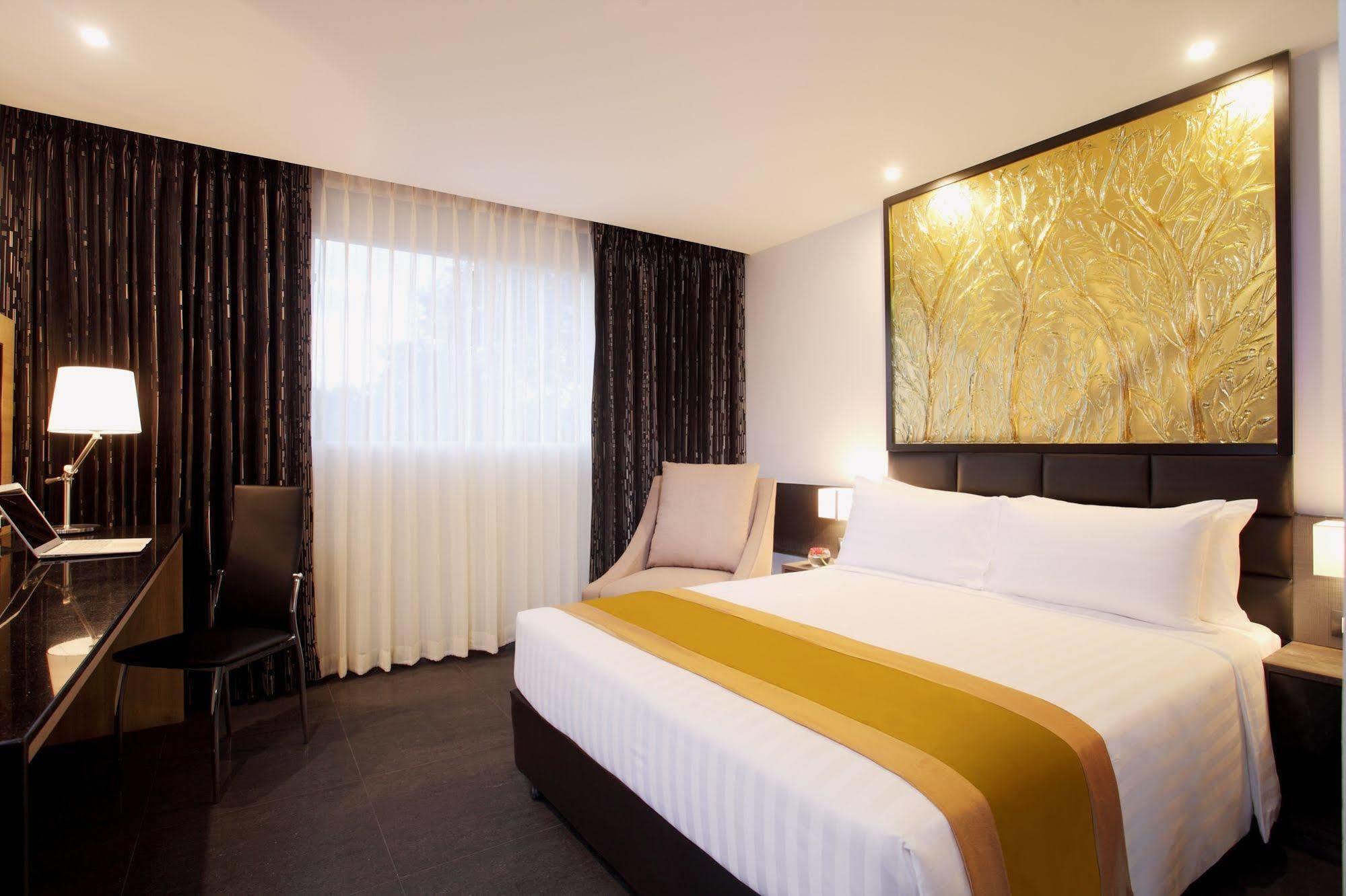 Nova Express 4* Pattaya