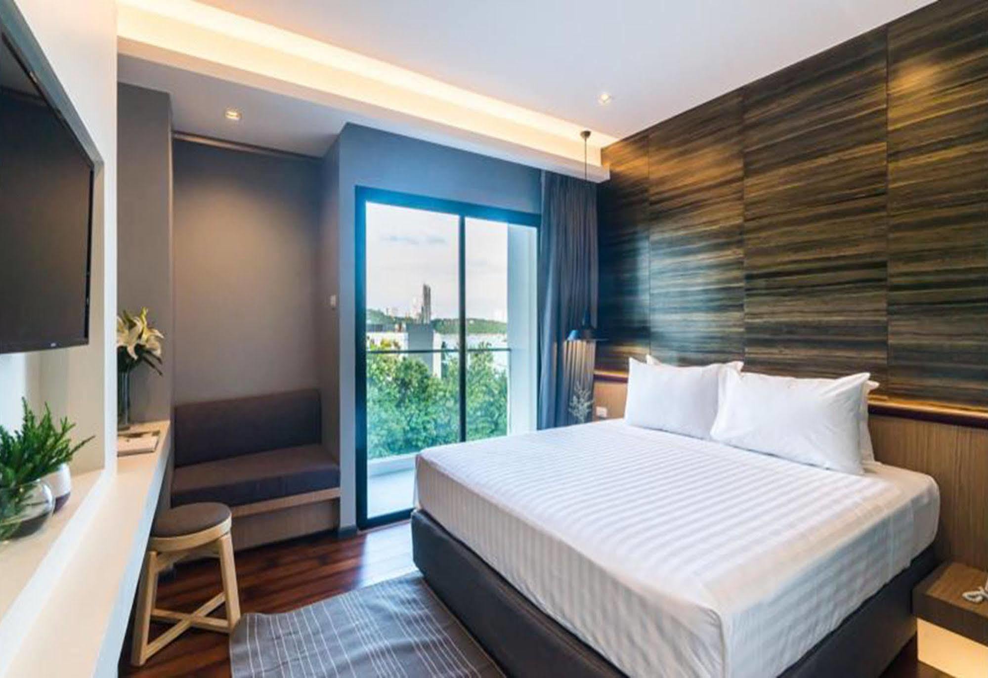 Sea Me Spring Tree Hotel (Adults Only) Pattaya