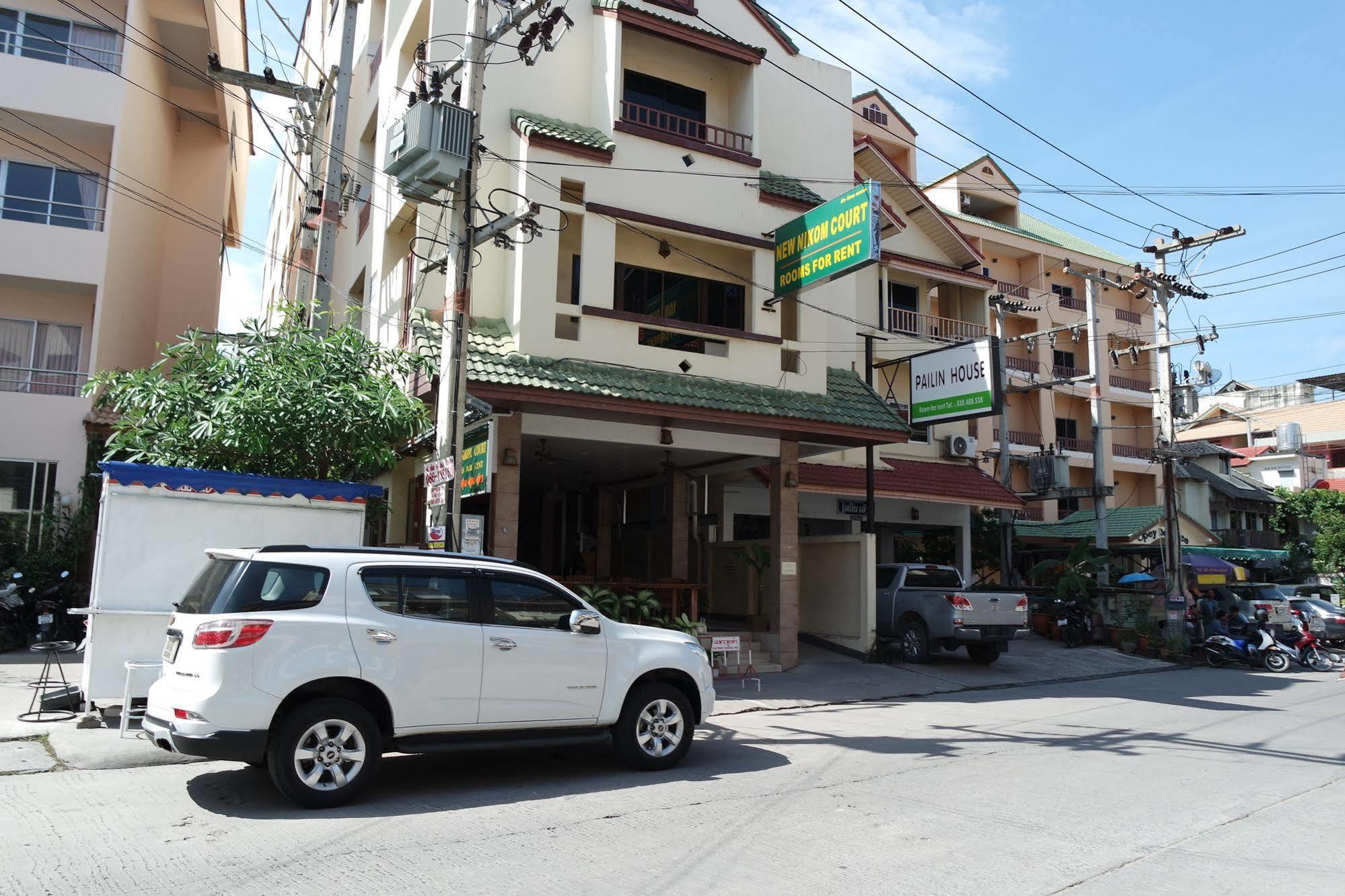 New Nikom Court Apartment
