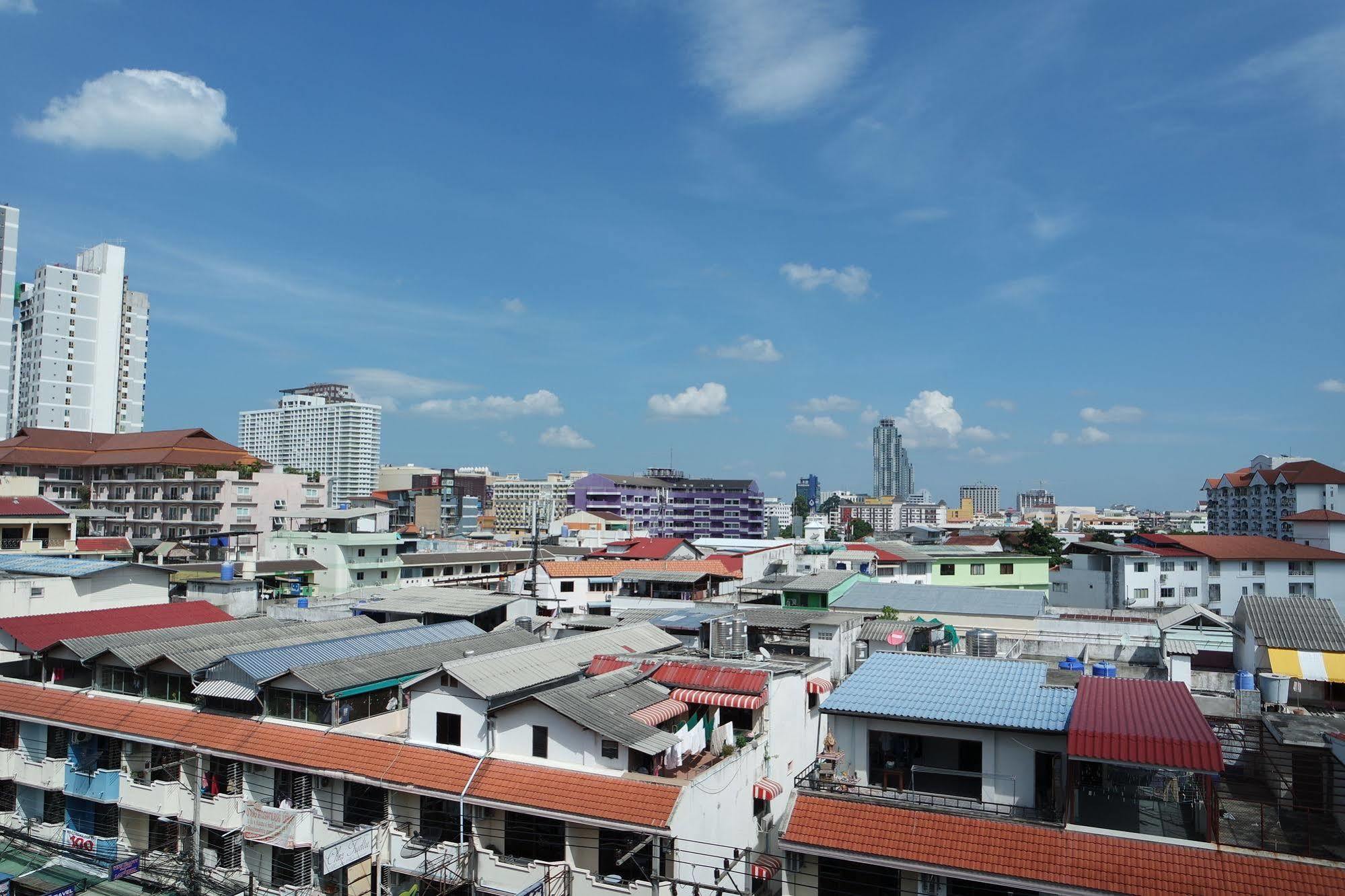 Apartment New Nikom Court