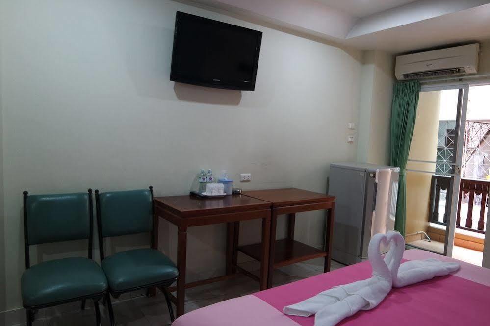 New Nikom Court Apartment Pattaya