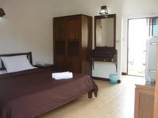 New Nikom Court Apartment *