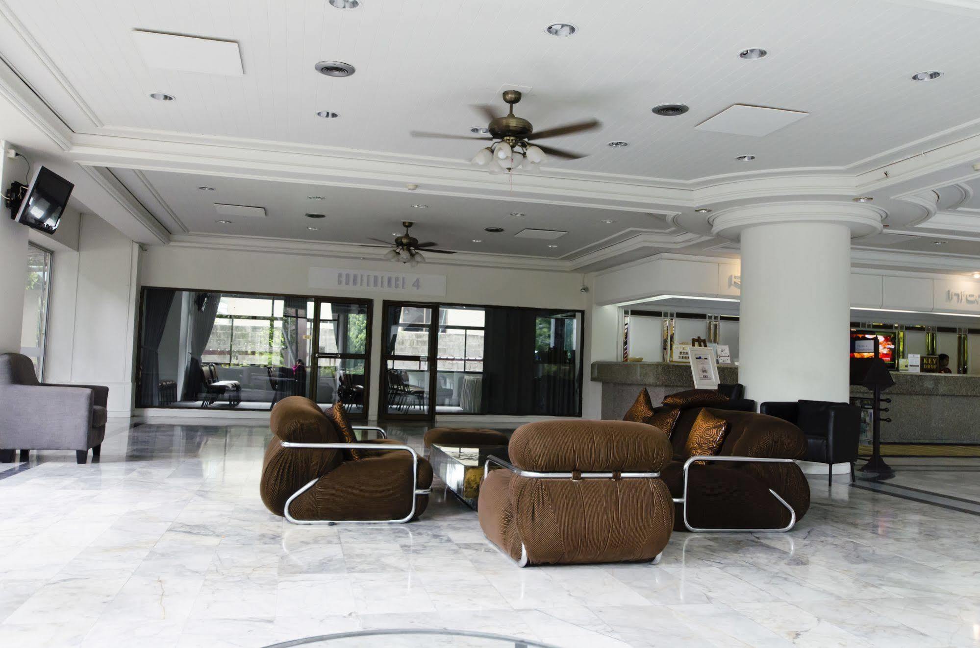 Hotel First Pacific Cirrus Pattaya